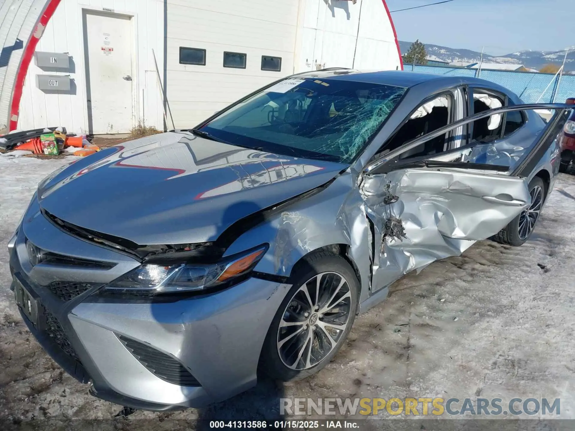 6 fotografías del automóvil dañado 4T1G11BK0LU016837 TOYOTA CAMRY 2020