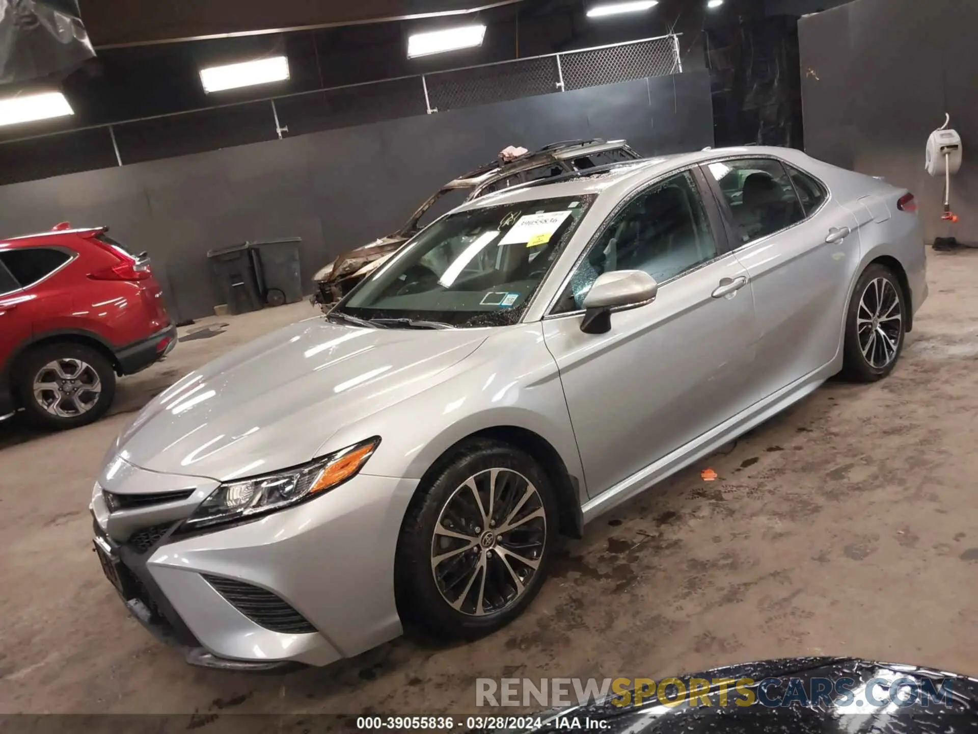 2 fotografías del automóvil dañado 4T1G11BK1LU017138 TOYOTA CAMRY 2020