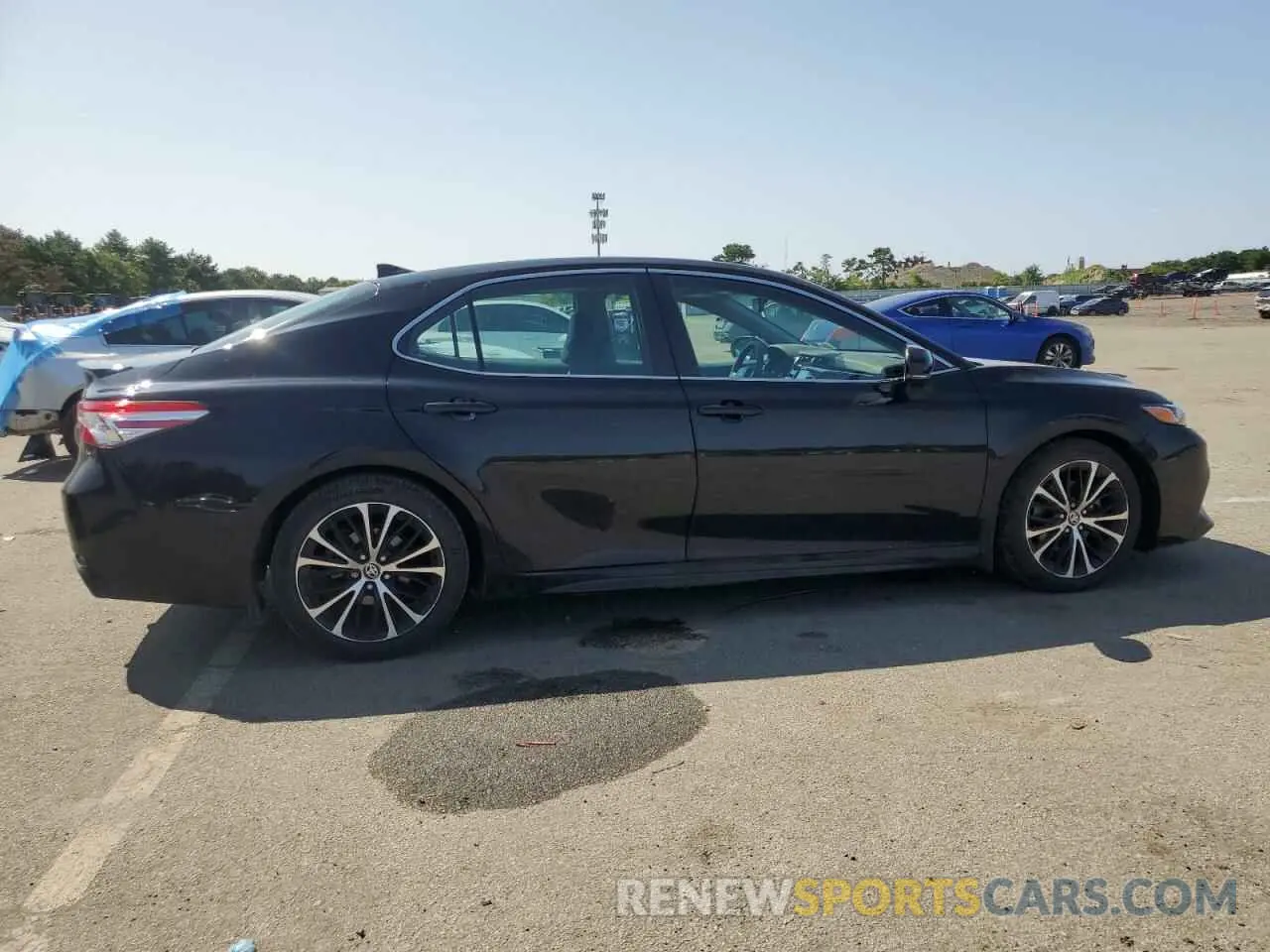 3 fotografías del automóvil dañado 4T1G11BK3LU017531 TOYOTA CAMRY 2020