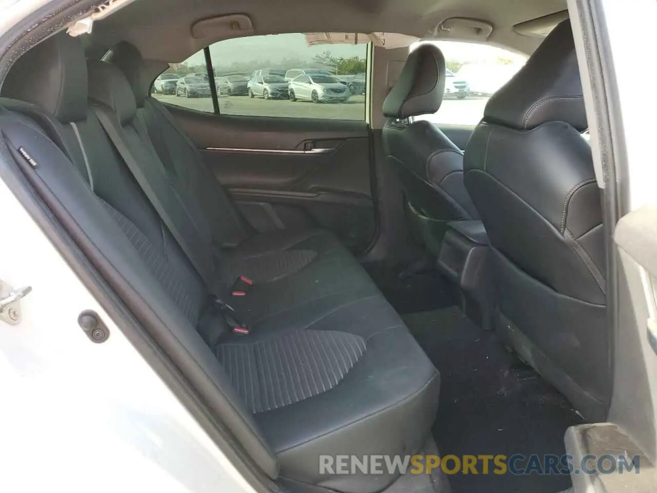 10 fotografías del automóvil dañado 4T1G11BK4LU007848 TOYOTA CAMRY 2020