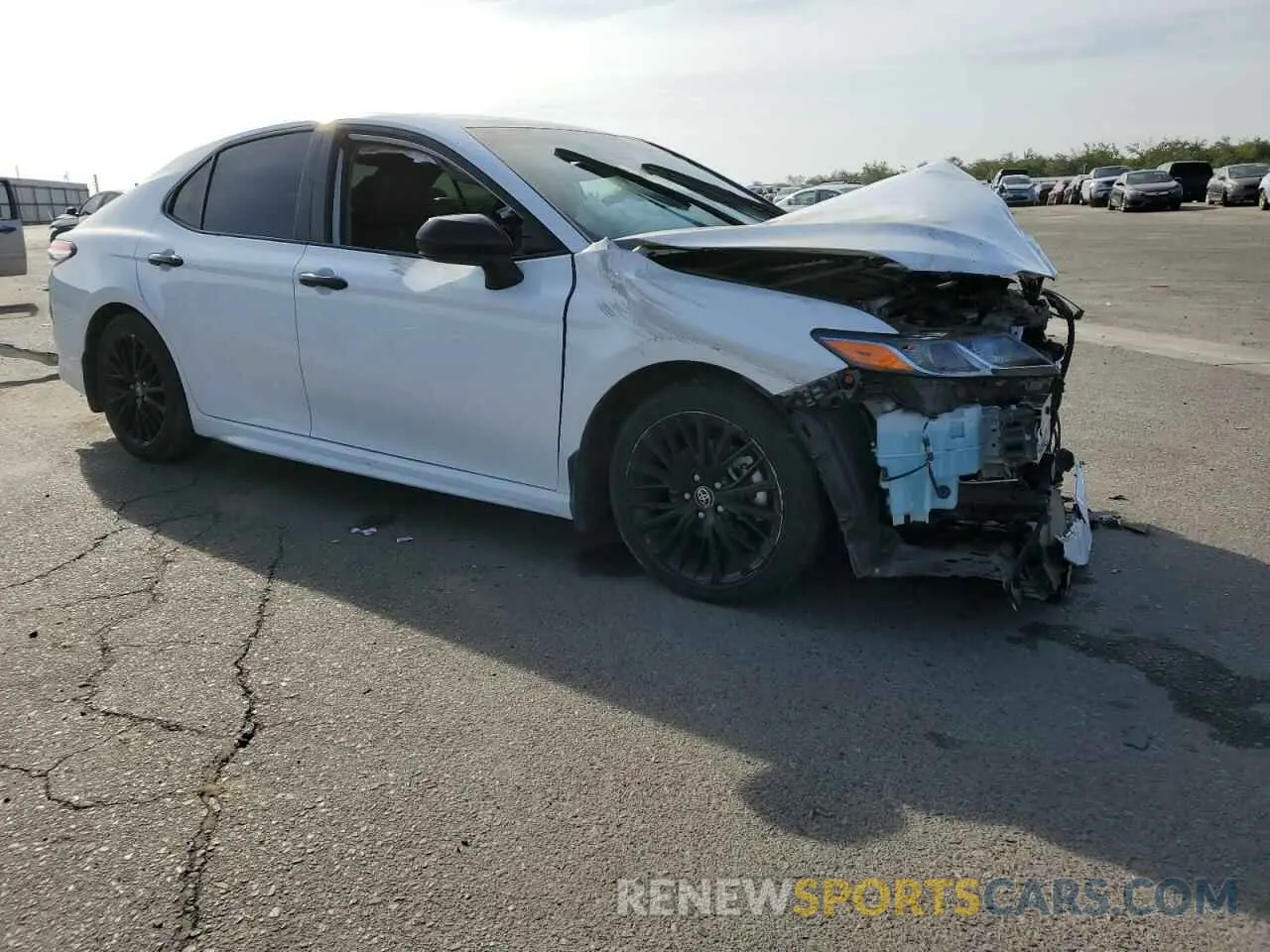 4 fotografías del automóvil dañado 4T1G11BK4LU007848 TOYOTA CAMRY 2020