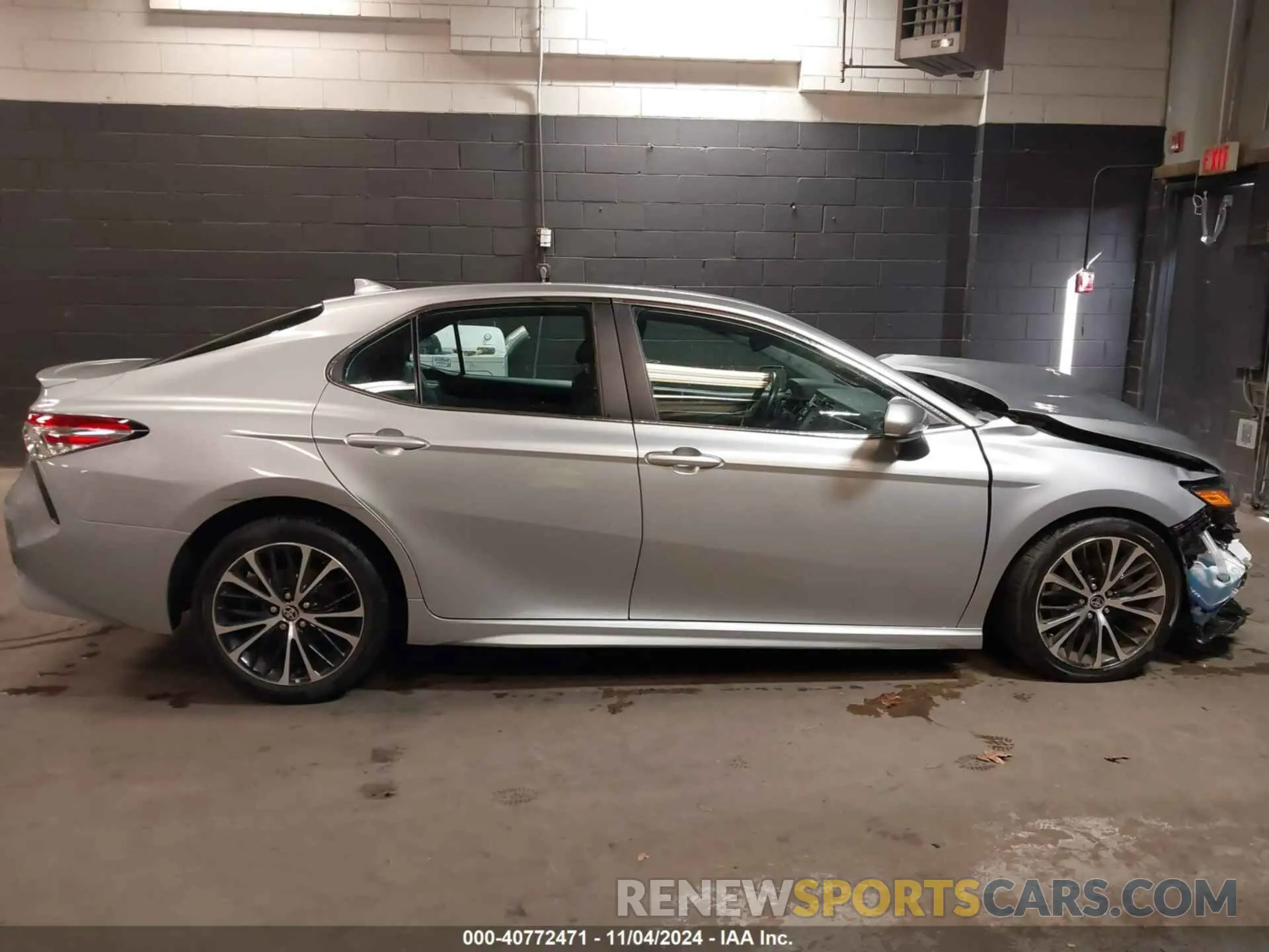 14 fotografías del automóvil dañado 4T1G11BK5LU017854 TOYOTA CAMRY 2020