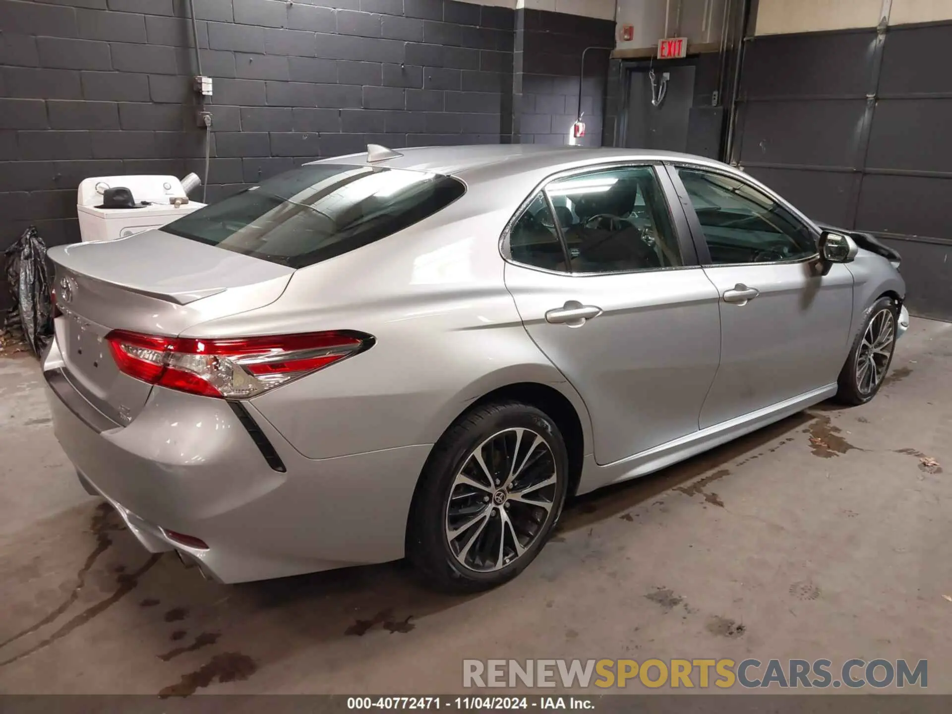 4 fotografías del automóvil dañado 4T1G11BK5LU017854 TOYOTA CAMRY 2020