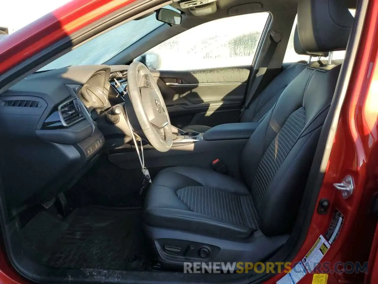 7 fotografías del automóvil dañado 4T1G11BK8LU011885 TOYOTA CAMRY 2020
