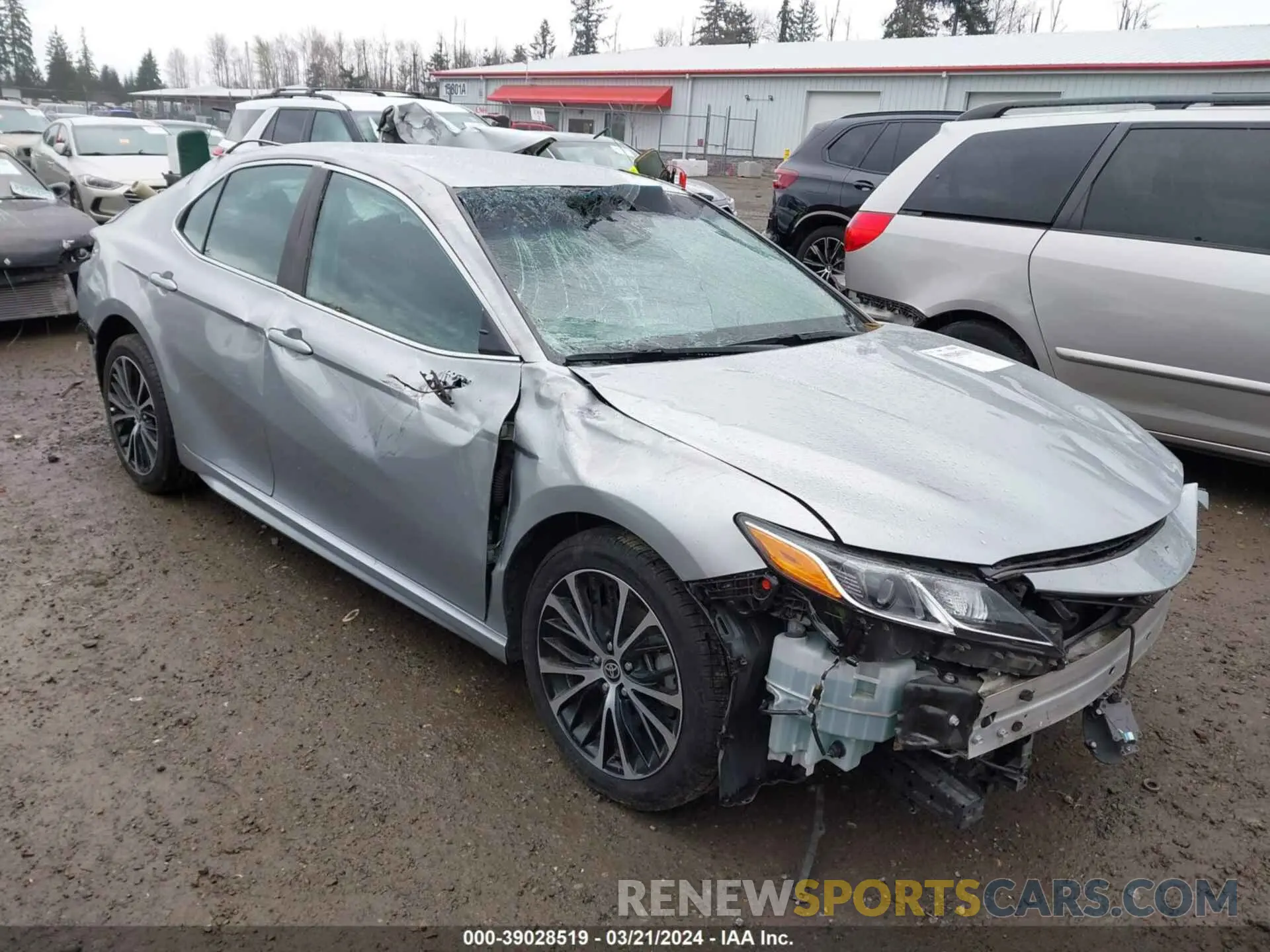 1 fotografías del automóvil dañado 4T1G11BKXLU009278 TOYOTA CAMRY 2020
