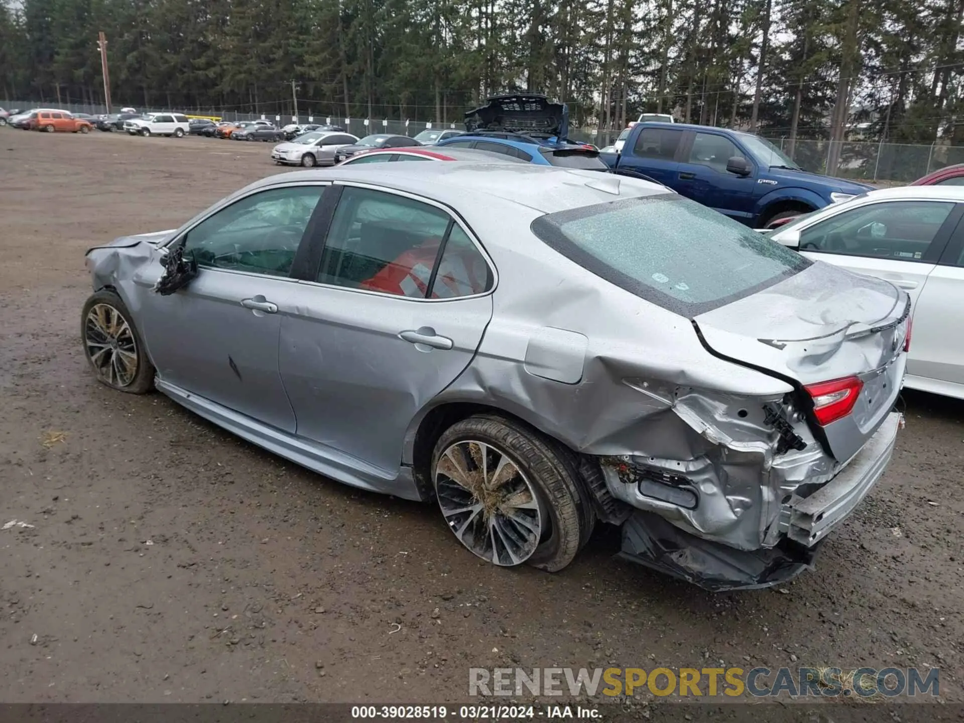 3 fotografías del automóvil dañado 4T1G11BKXLU009278 TOYOTA CAMRY 2020