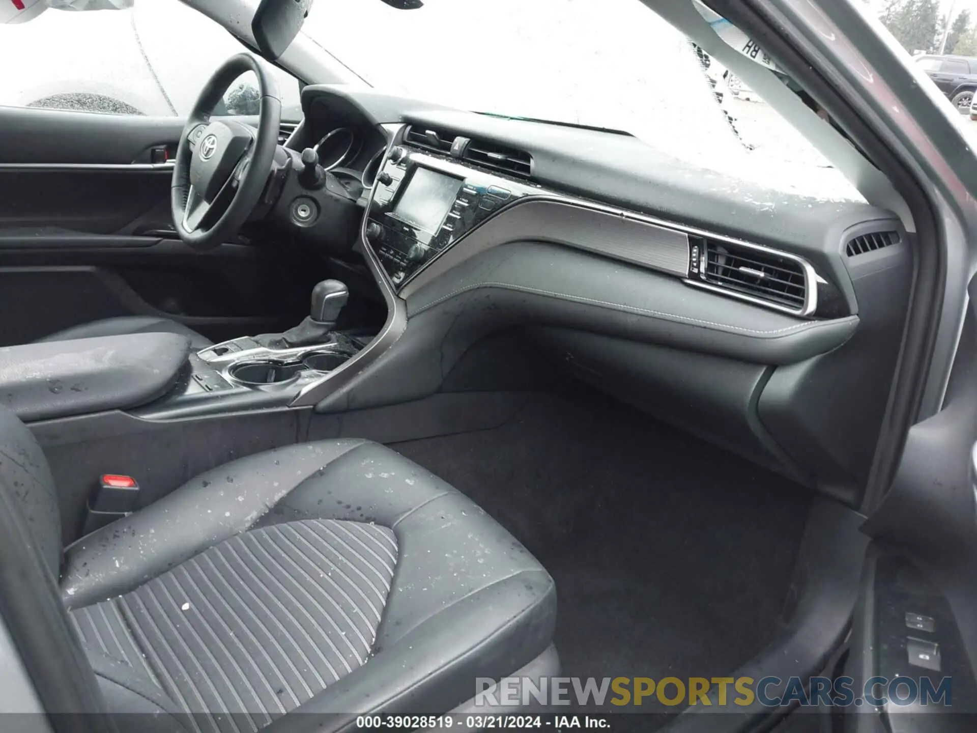 5 fotografías del automóvil dañado 4T1G11BKXLU009278 TOYOTA CAMRY 2020