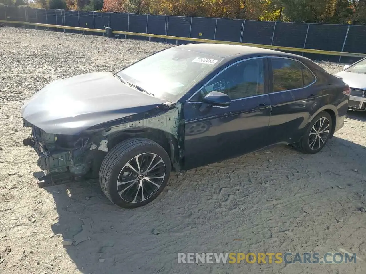 1 fotografías del automóvil dañado 4T1G11BKXLU011581 TOYOTA CAMRY 2020