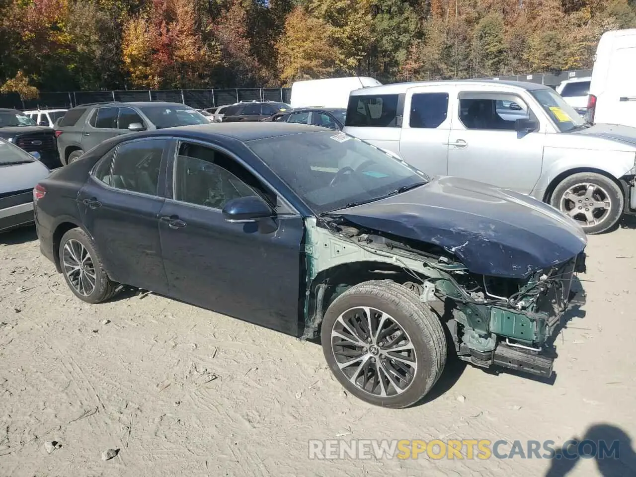 4 fotografías del automóvil dañado 4T1G11BKXLU011581 TOYOTA CAMRY 2020