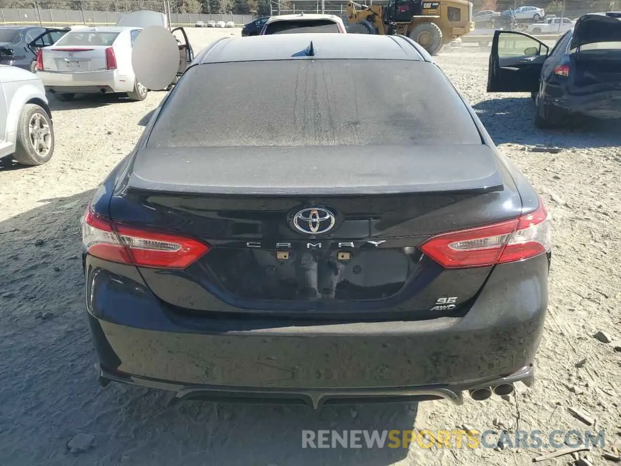 6 fotografías del automóvil dañado 4T1G11BKXLU011581 TOYOTA CAMRY 2020