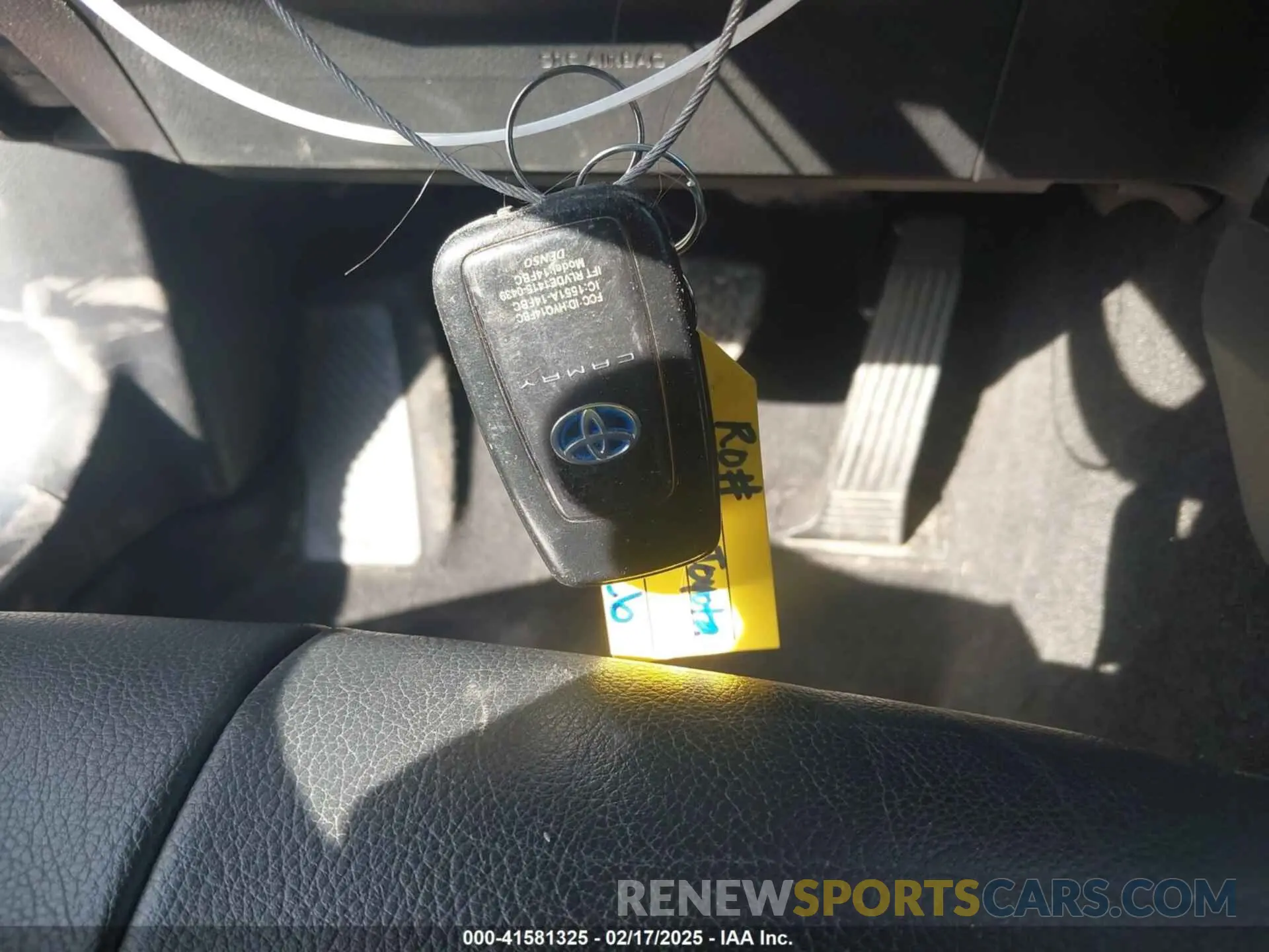 11 fotografías del automóvil dañado 4T1G31AK0LU015425 TOYOTA CAMRY 2020
