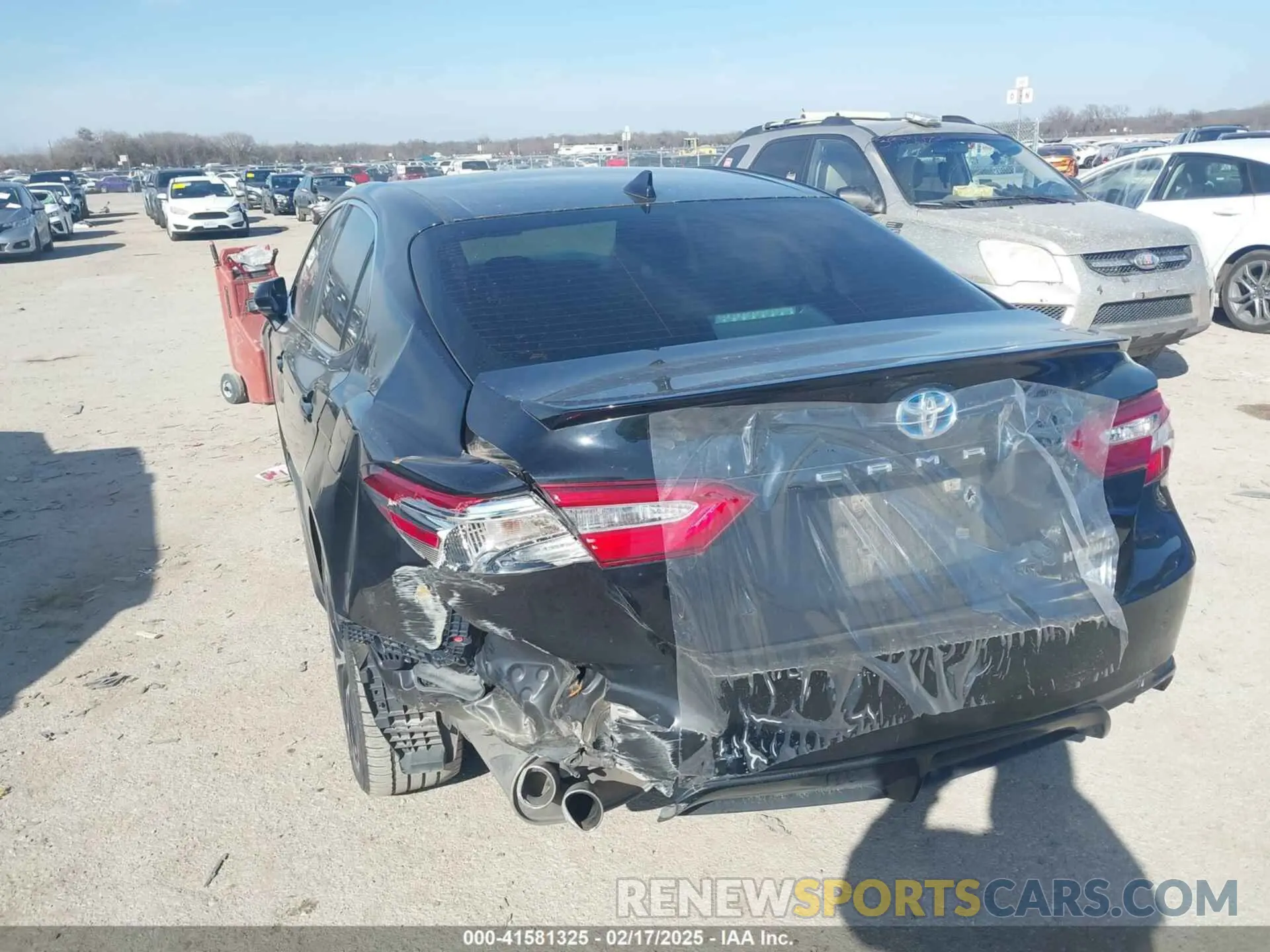 18 fotografías del automóvil dañado 4T1G31AK0LU015425 TOYOTA CAMRY 2020