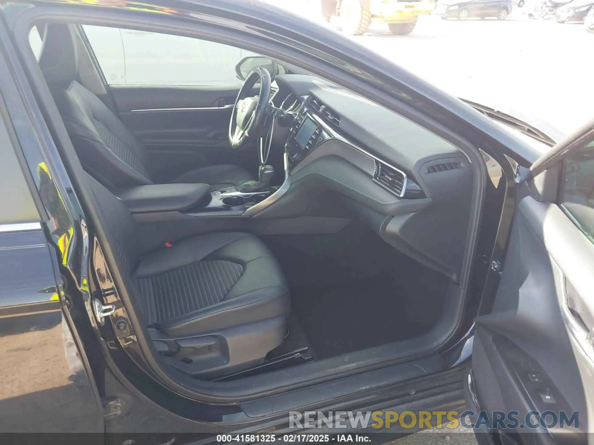 5 fotografías del automóvil dañado 4T1G31AK0LU015425 TOYOTA CAMRY 2020