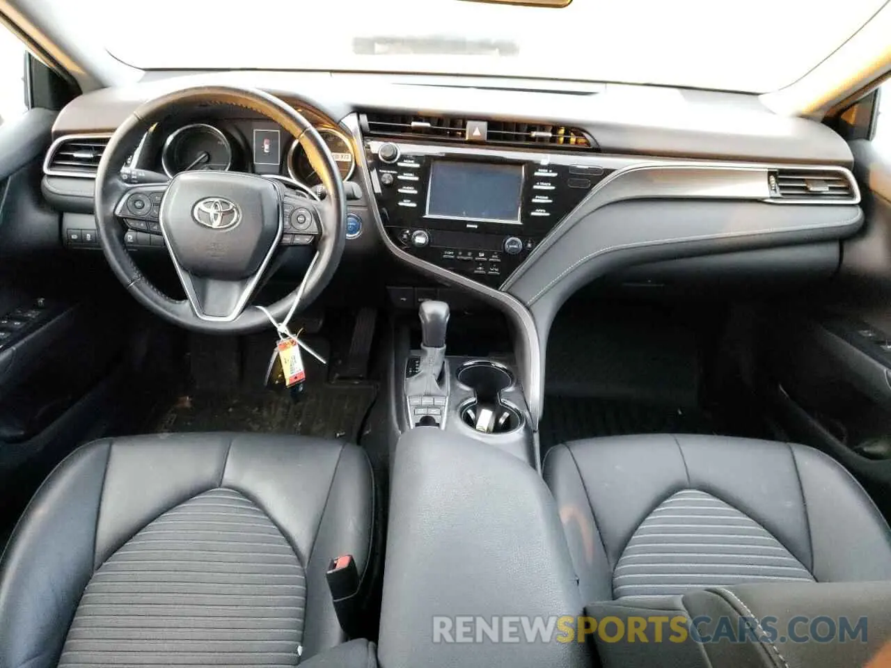 8 fotografías del automóvil dañado 4T1G31AK0LU529257 TOYOTA CAMRY 2020