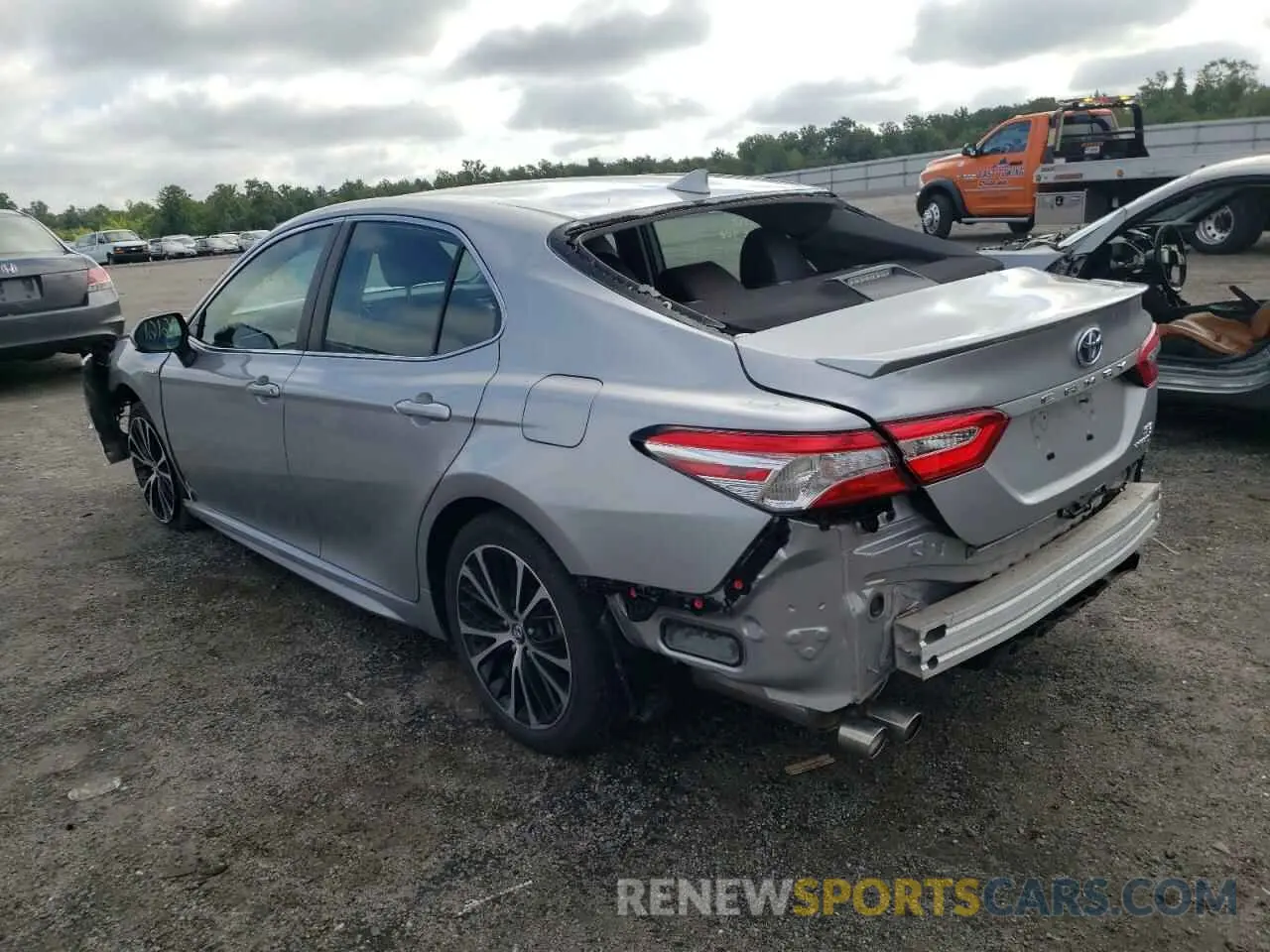 3 fotografías del automóvil dañado 4T1G31AK1LU528716 TOYOTA CAMRY 2020
