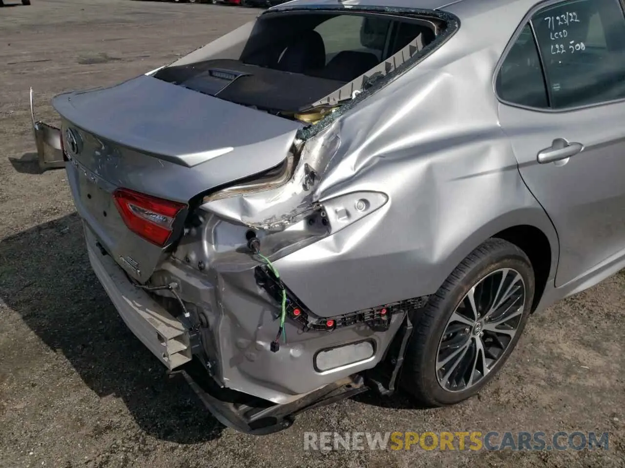 9 fotografías del automóvil dañado 4T1G31AK1LU528716 TOYOTA CAMRY 2020