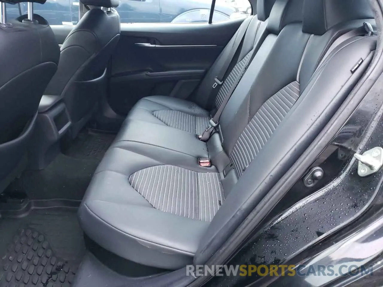 10 fotografías del automóvil dañado 4T1G31AK2LU529406 TOYOTA CAMRY 2020