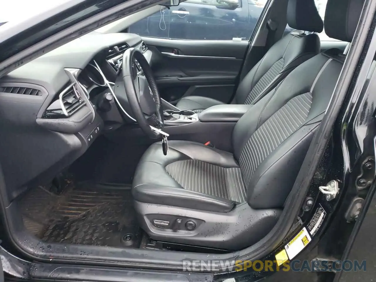 7 fotografías del automóvil dañado 4T1G31AK2LU529406 TOYOTA CAMRY 2020
