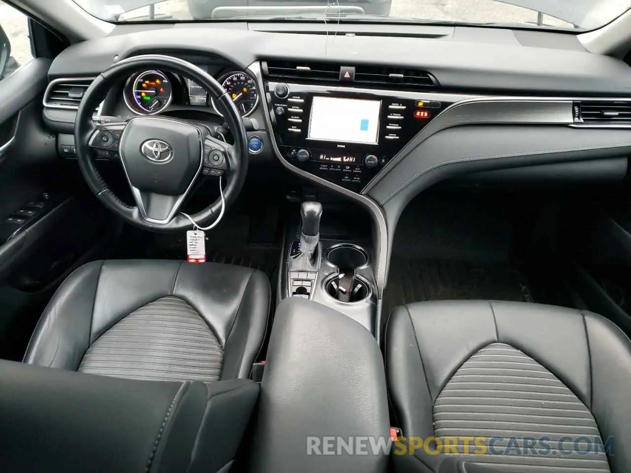 8 fotografías del automóvil dañado 4T1G31AK2LU529406 TOYOTA CAMRY 2020