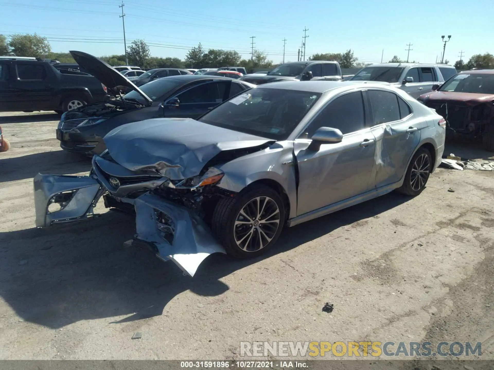 2 fotografías del automóvil dañado 4T1G31AK3LU010106 TOYOTA CAMRY 2020