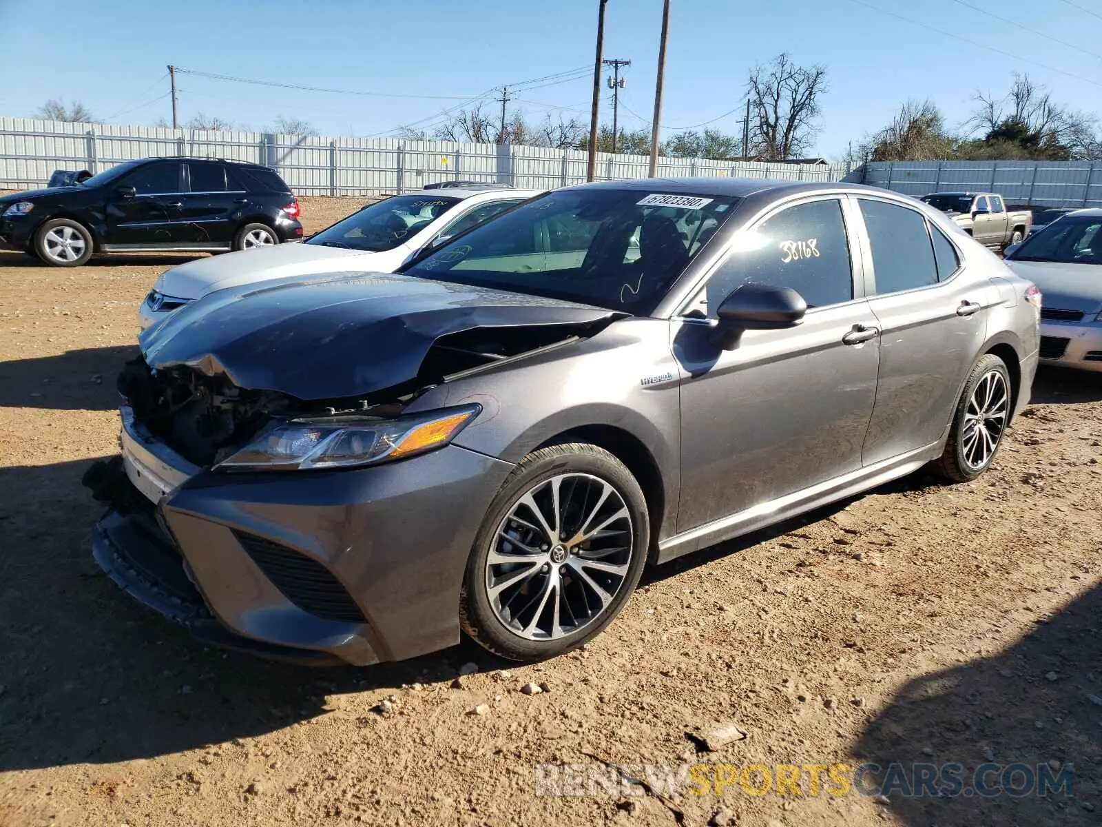 2 fotografías del automóvil dañado 4T1G31AK3LU011613 TOYOTA CAMRY 2020