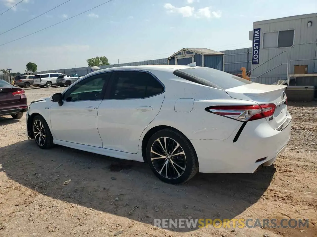 2 fotografías del automóvil dañado 4T1G31AK3LU527812 TOYOTA CAMRY 2020