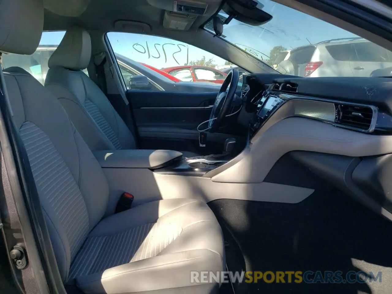 5 fotografías del automóvil dañado 4T1G31AK3LU533139 TOYOTA CAMRY 2020