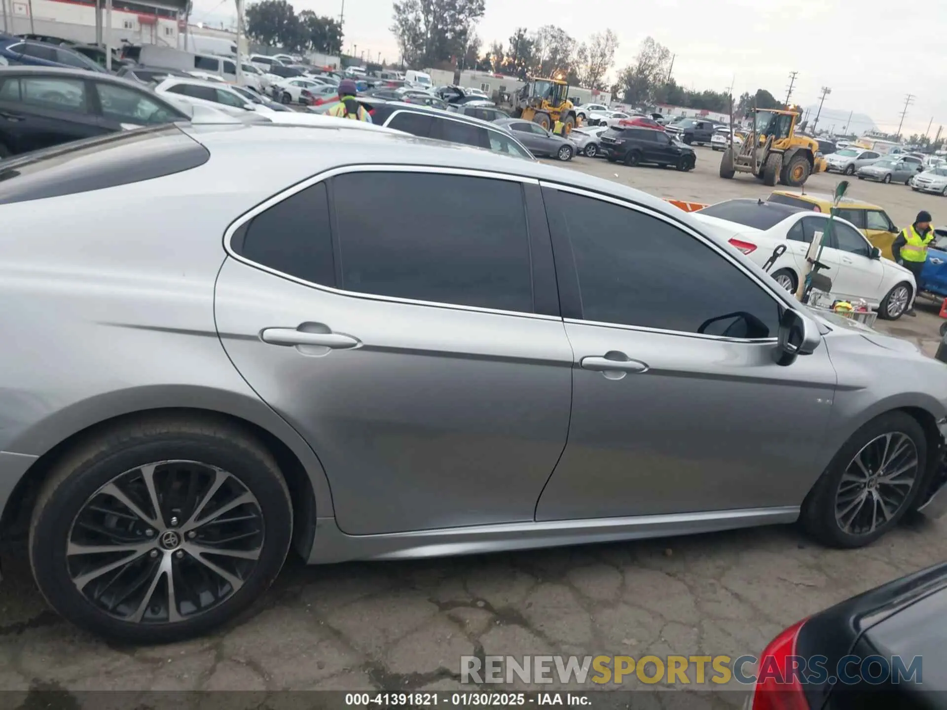 13 fotografías del automóvil dañado 4T1G31AK3LU539295 TOYOTA CAMRY 2020