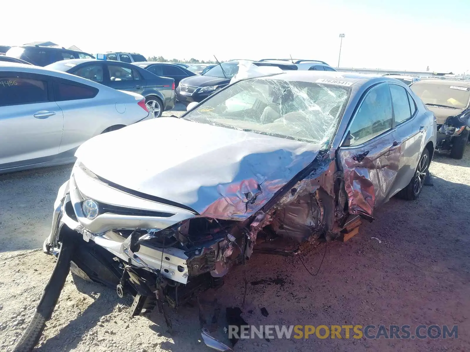 2 fotografías del automóvil dañado 4T1G31AK4LU544313 TOYOTA CAMRY 2020