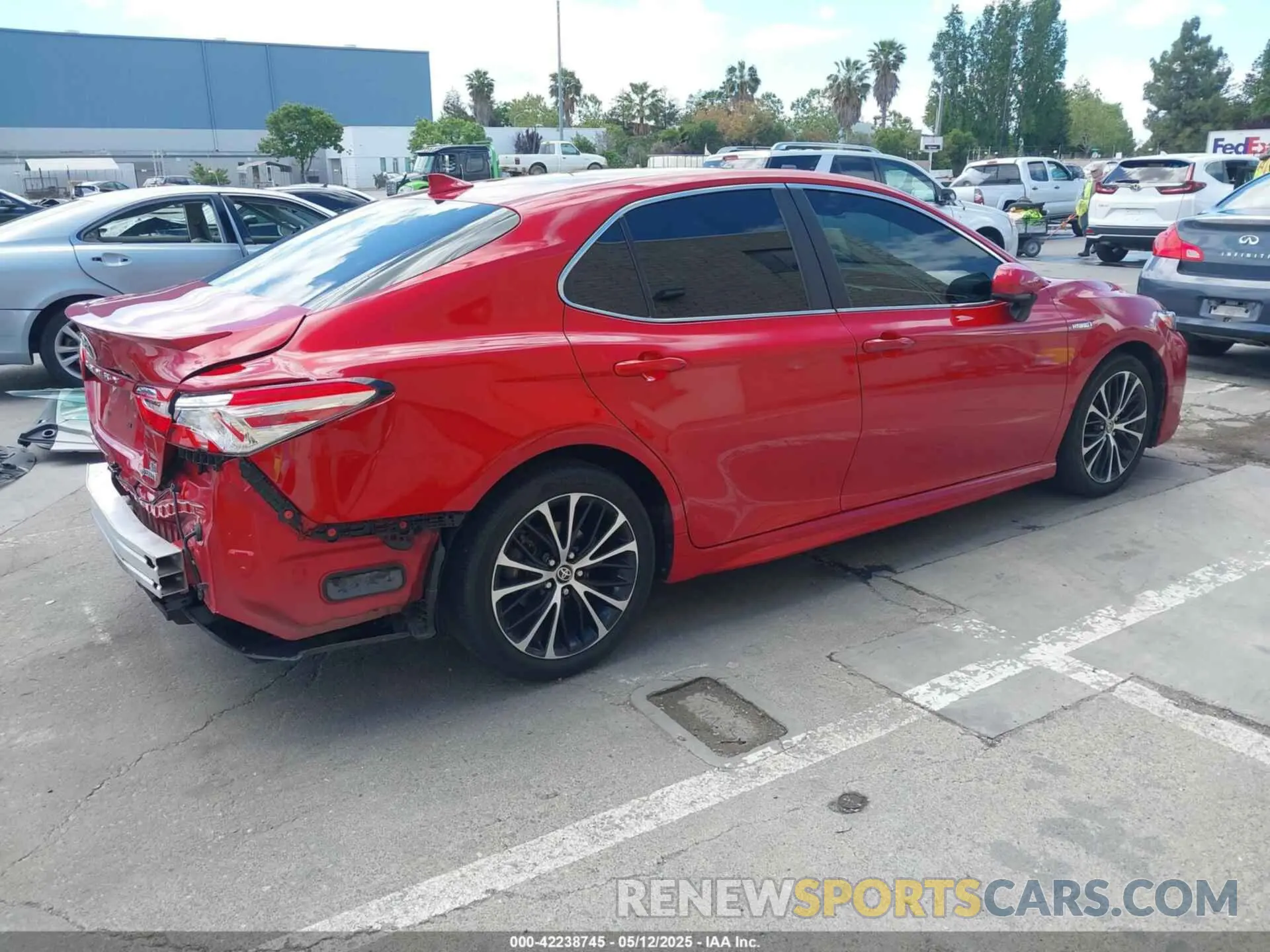 4 fotografías del automóvil dañado 4T1G31AK6LU015803 TOYOTA CAMRY 2020