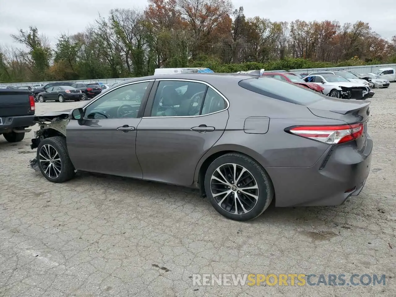 2 fotografías del automóvil dañado 4T1G31AK7LU542815 TOYOTA CAMRY 2020