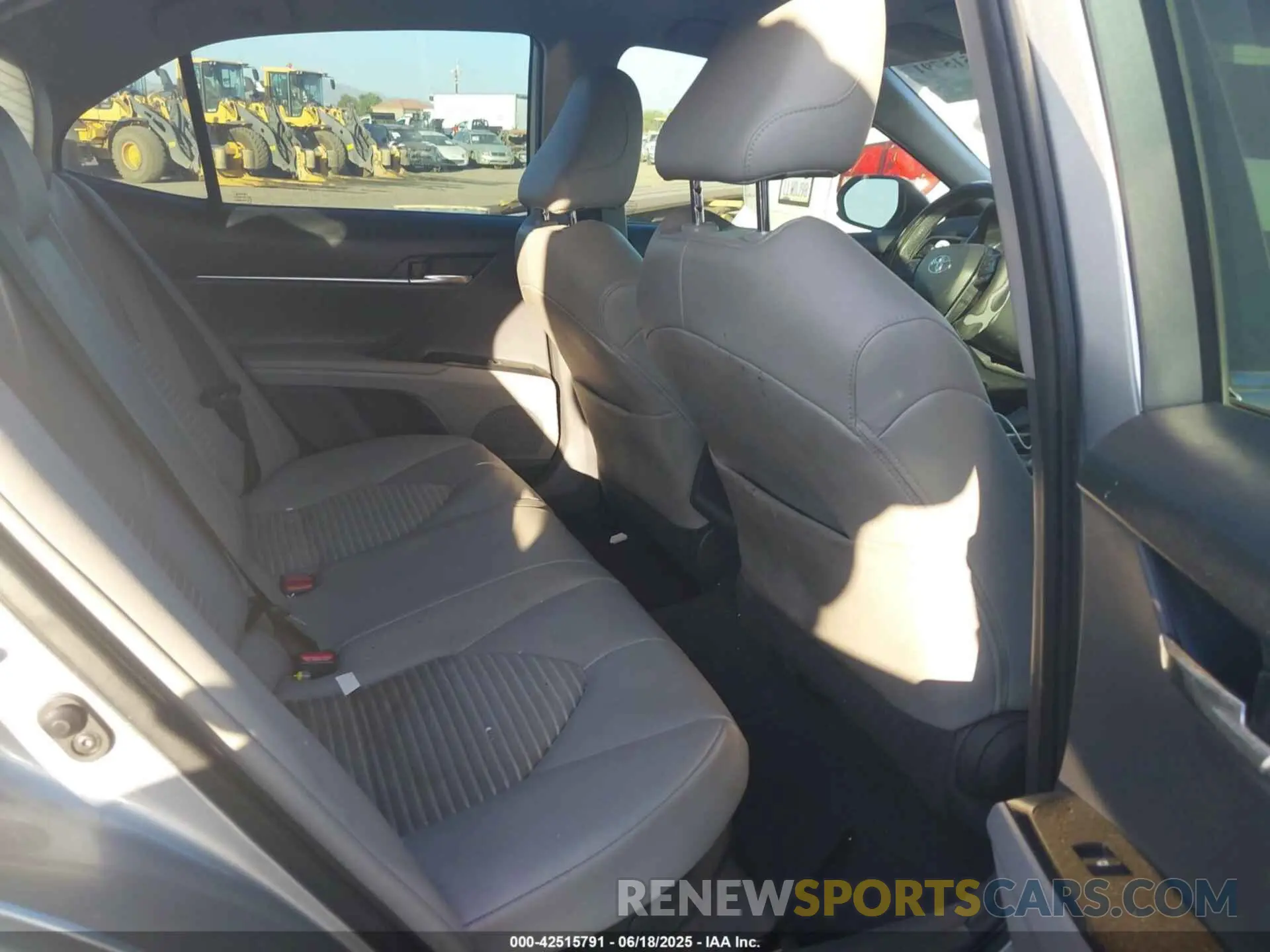8 fotografías del automóvil dañado 4T1G31AK9LU544839 TOYOTA CAMRY 2020
