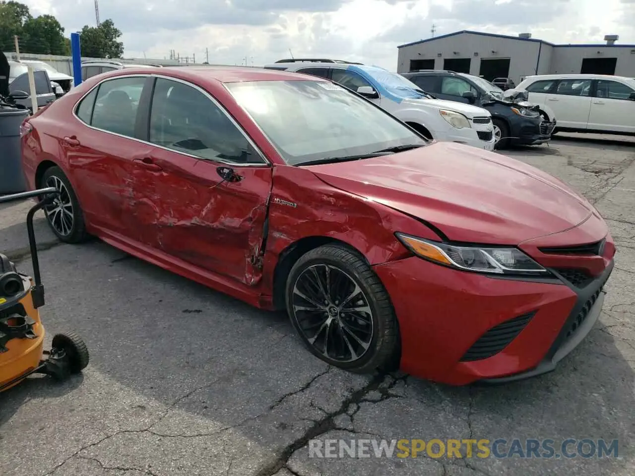 4 fotografías del automóvil dañado 4T1G31AKXLU010040 TOYOTA CAMRY 2020