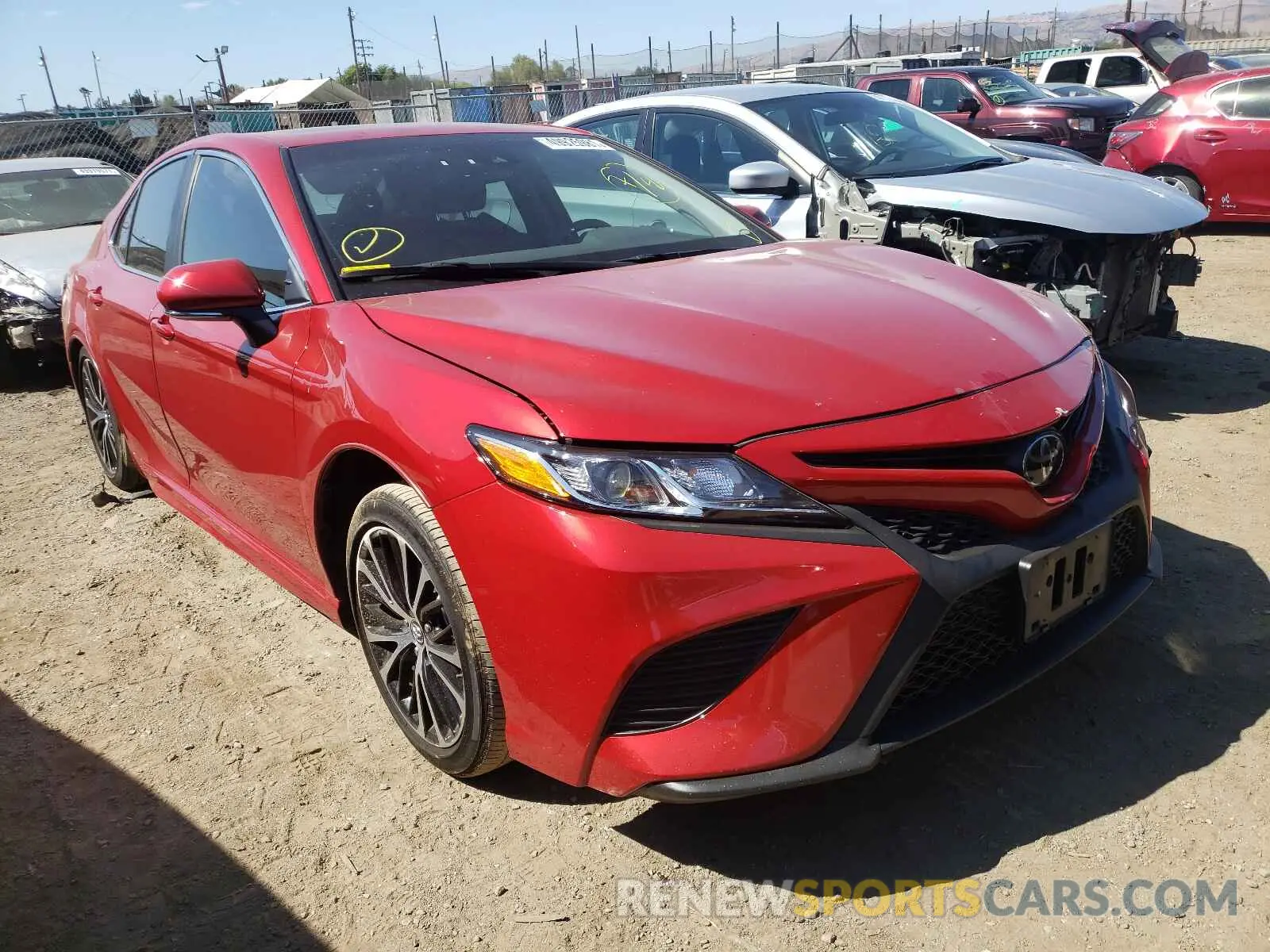 1 fotografías del automóvil dañado 4T1J11AK0LU322427 TOYOTA CAMRY 2020