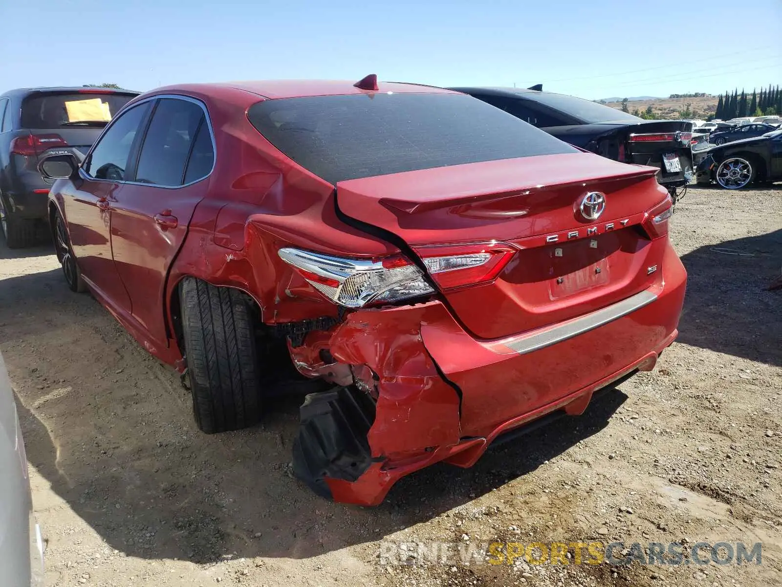 3 fotografías del automóvil dañado 4T1J11AK0LU322427 TOYOTA CAMRY 2020