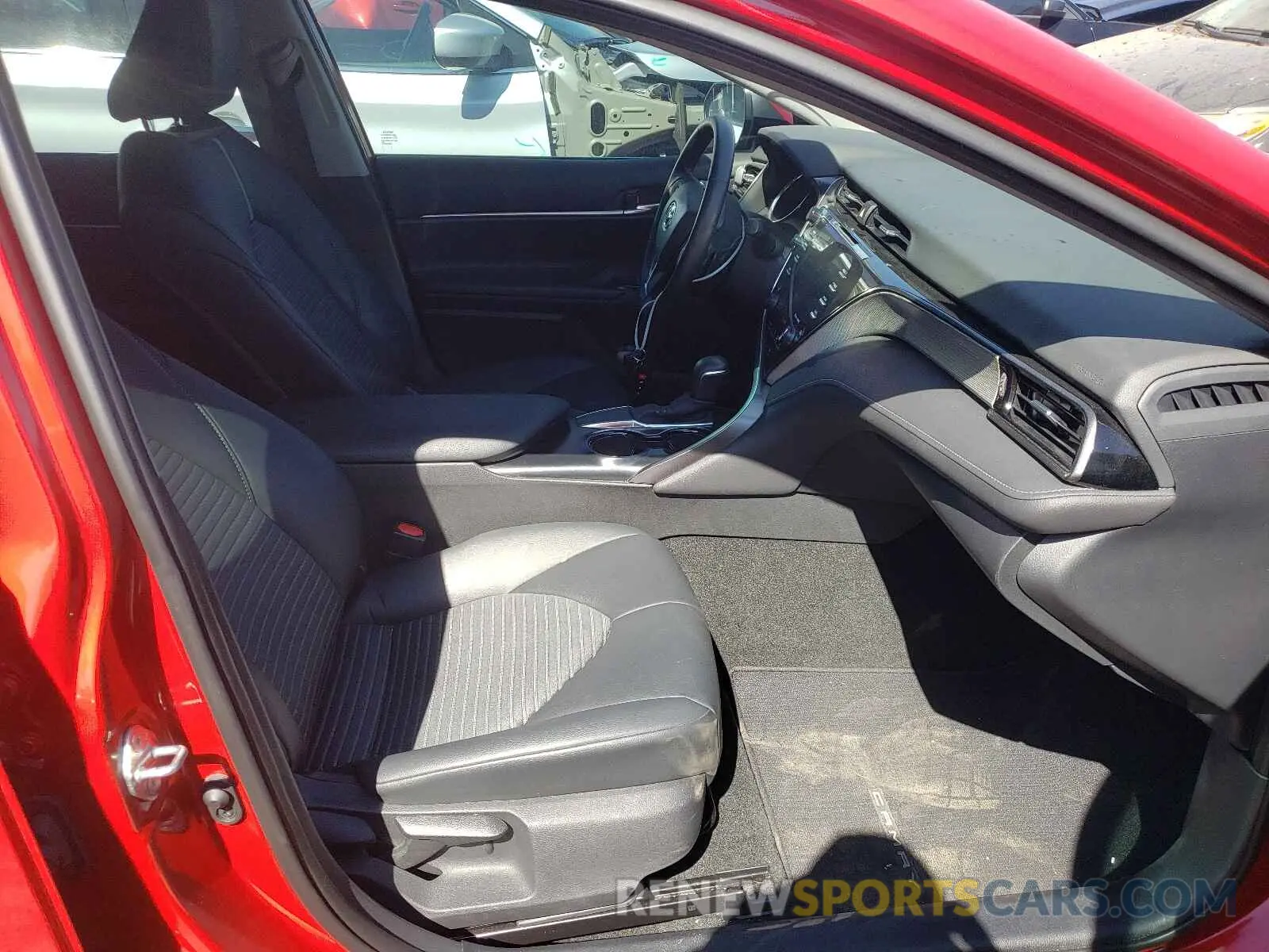 5 fotografías del automóvil dañado 4T1J11AK0LU322427 TOYOTA CAMRY 2020