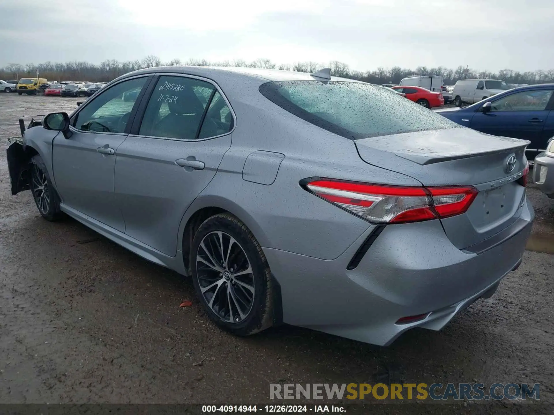 3 fotografías del automóvil dañado 4T1J11AK0LU887230 TOYOTA CAMRY 2020