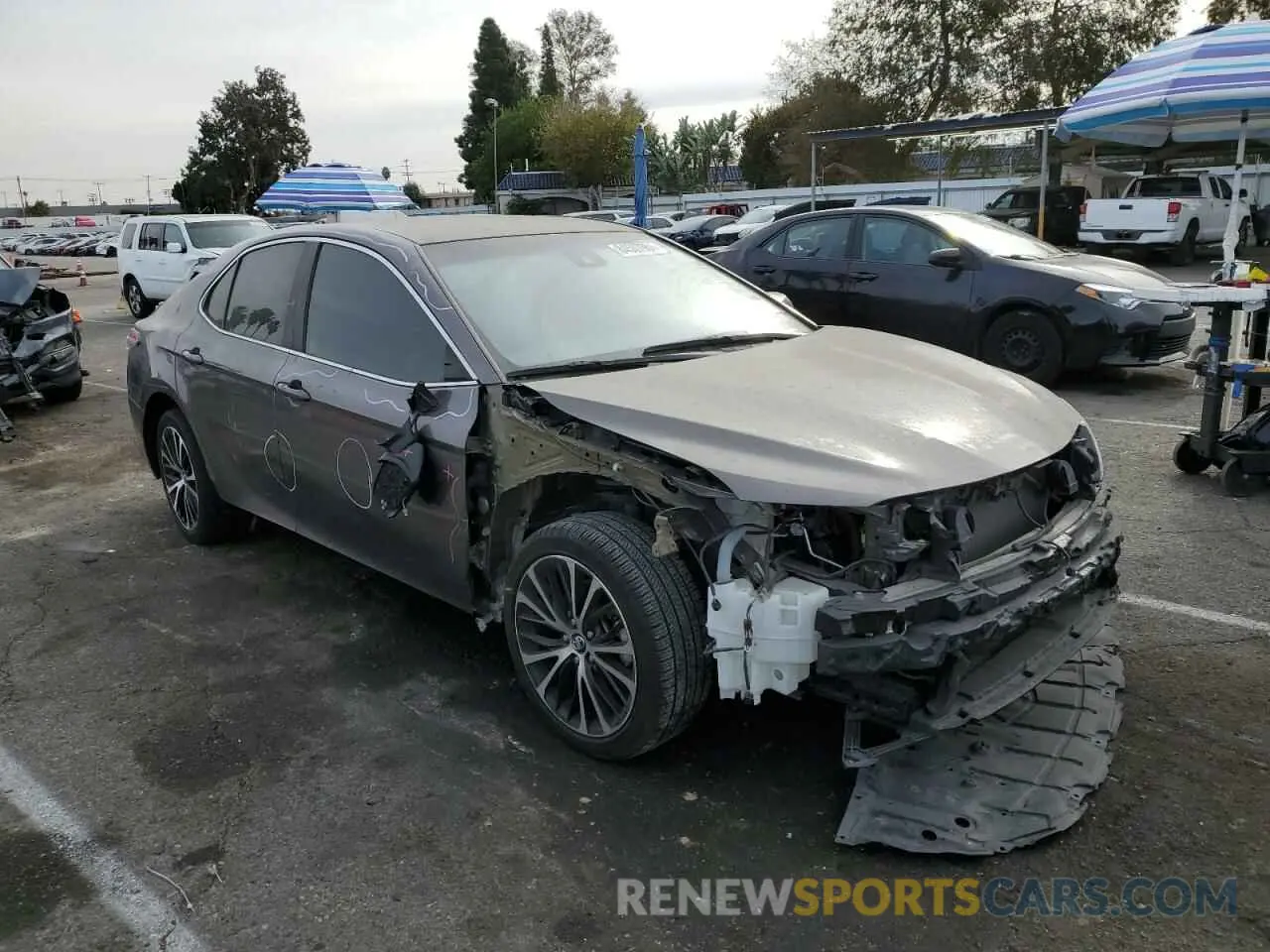 4 fotografías del automóvil dañado 4T1J11AK1LU891979 TOYOTA CAMRY 2020
