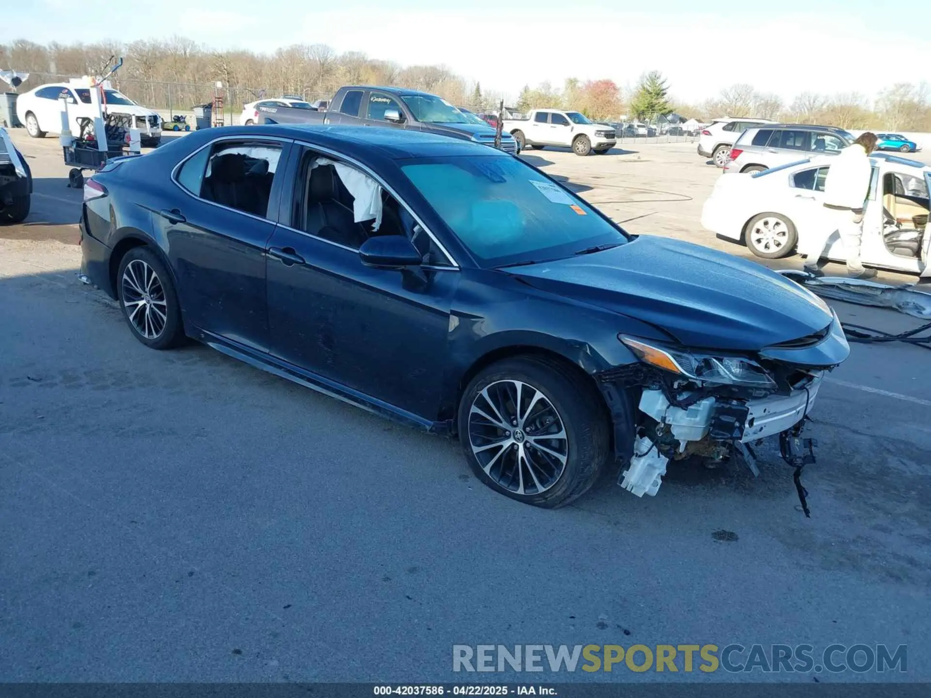 1 fotografías del automóvil dañado 4T1J11AK2LU386419 TOYOTA CAMRY 2020