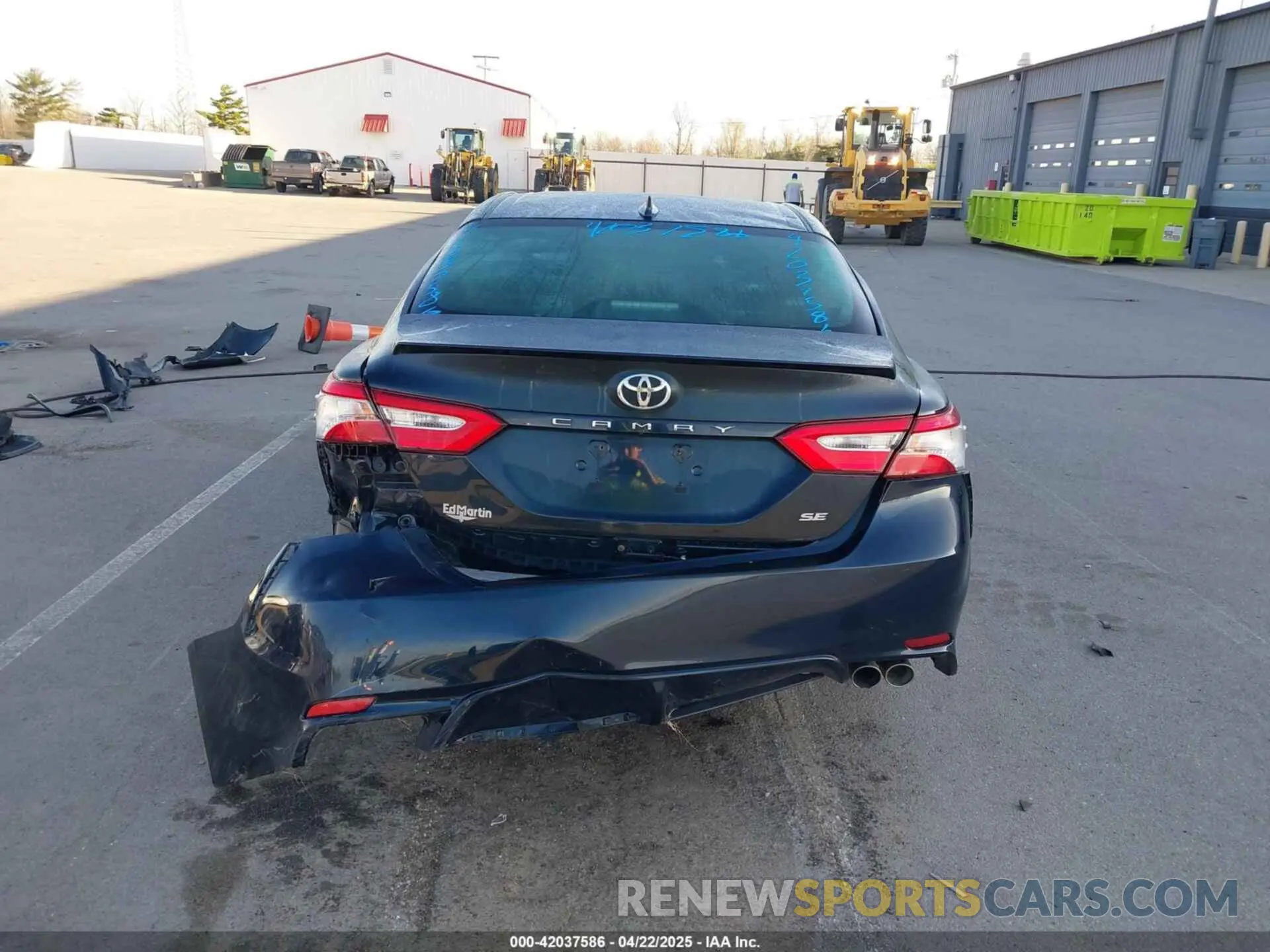 17 fotografías del automóvil dañado 4T1J11AK2LU386419 TOYOTA CAMRY 2020