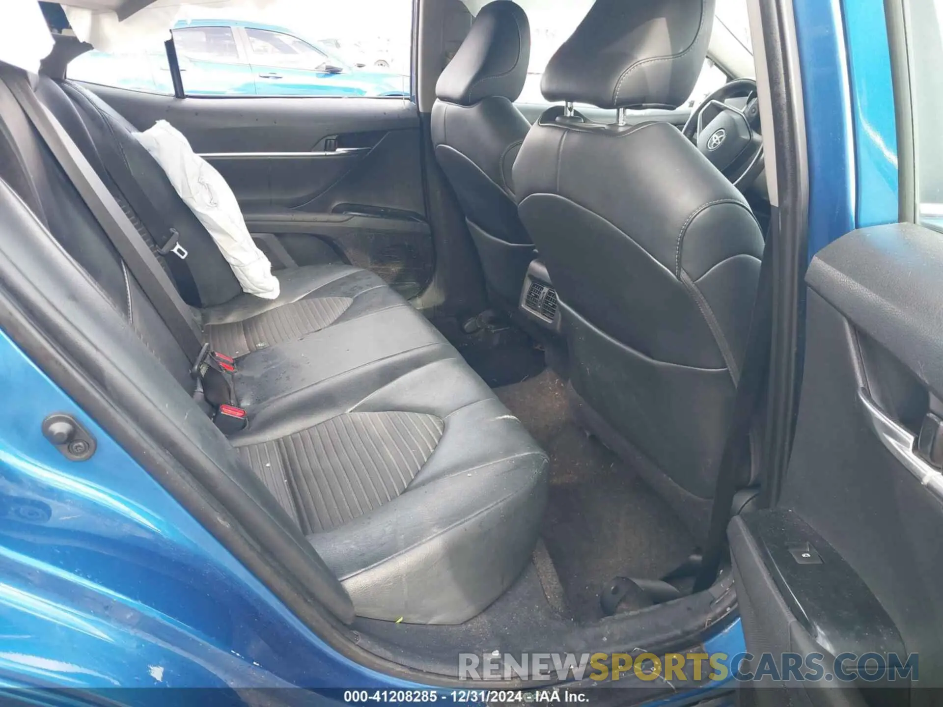 8 fotografías del automóvil dañado 4T1J11AK2LU392303 TOYOTA CAMRY 2020