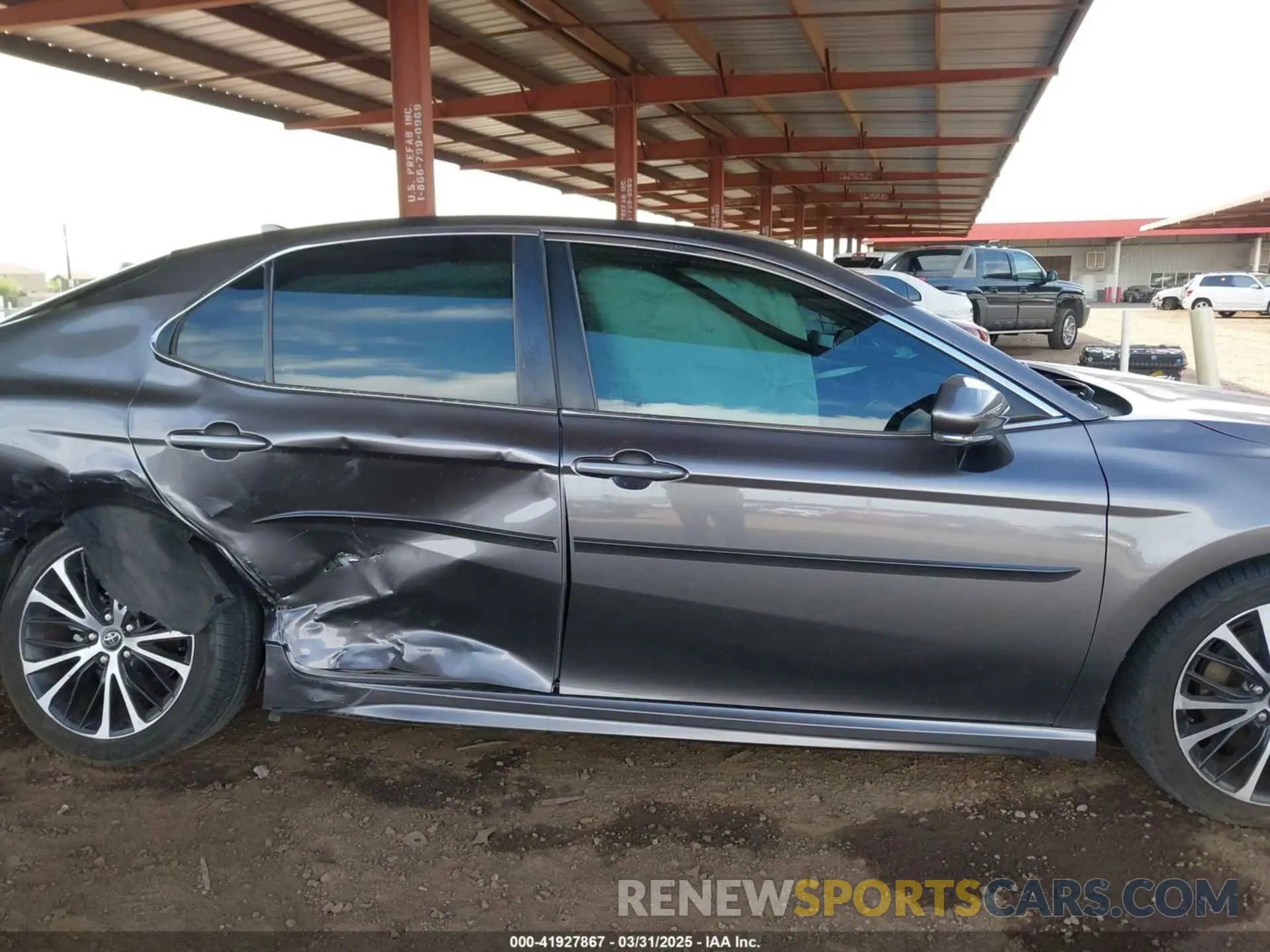 13 fotografías del automóvil dañado 4T1J11AK3LU941295 TOYOTA CAMRY 2020
