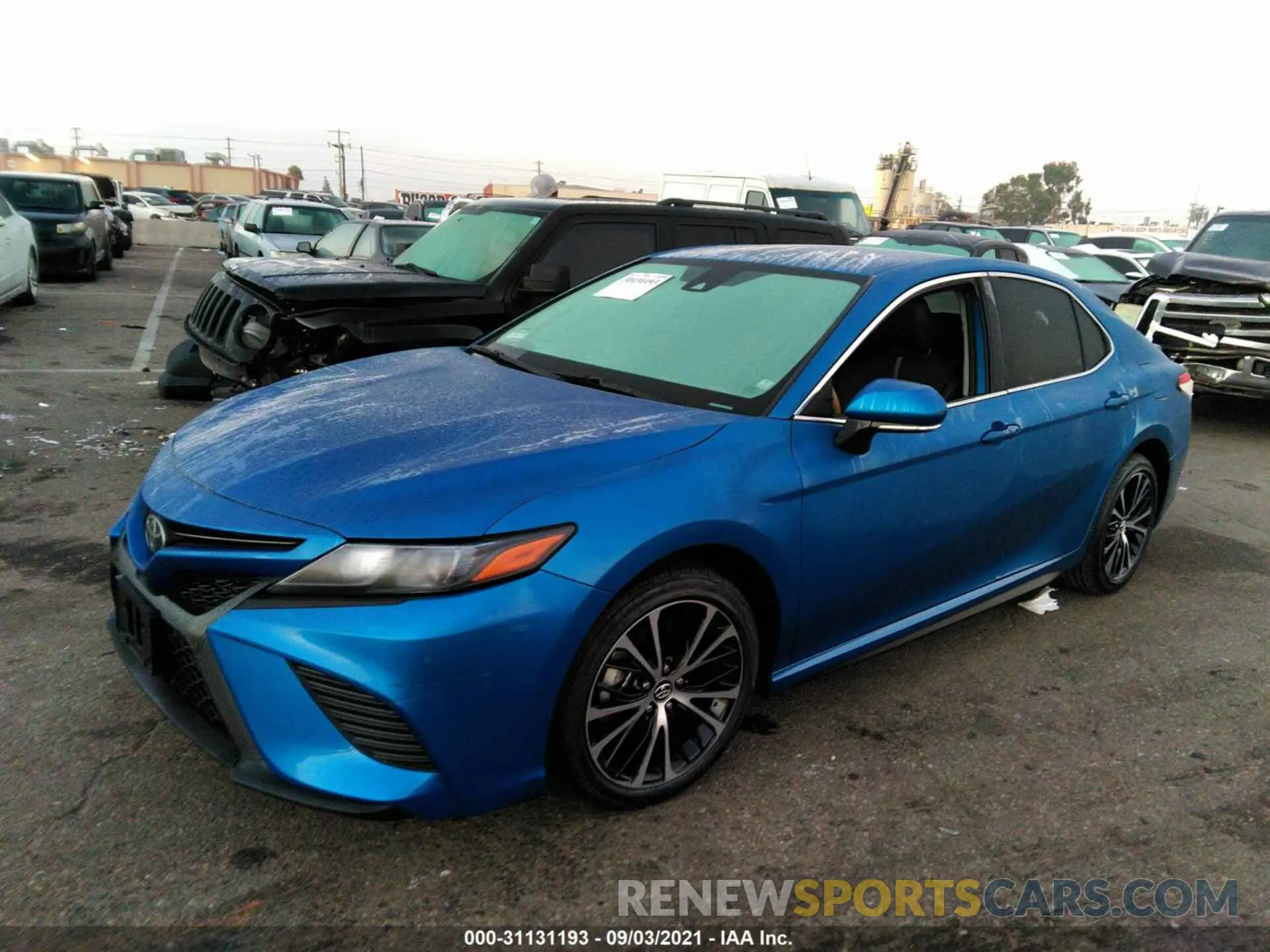 2 fotografías del automóvil dañado 4T1J11AK6LU336428 TOYOTA CAMRY 2020