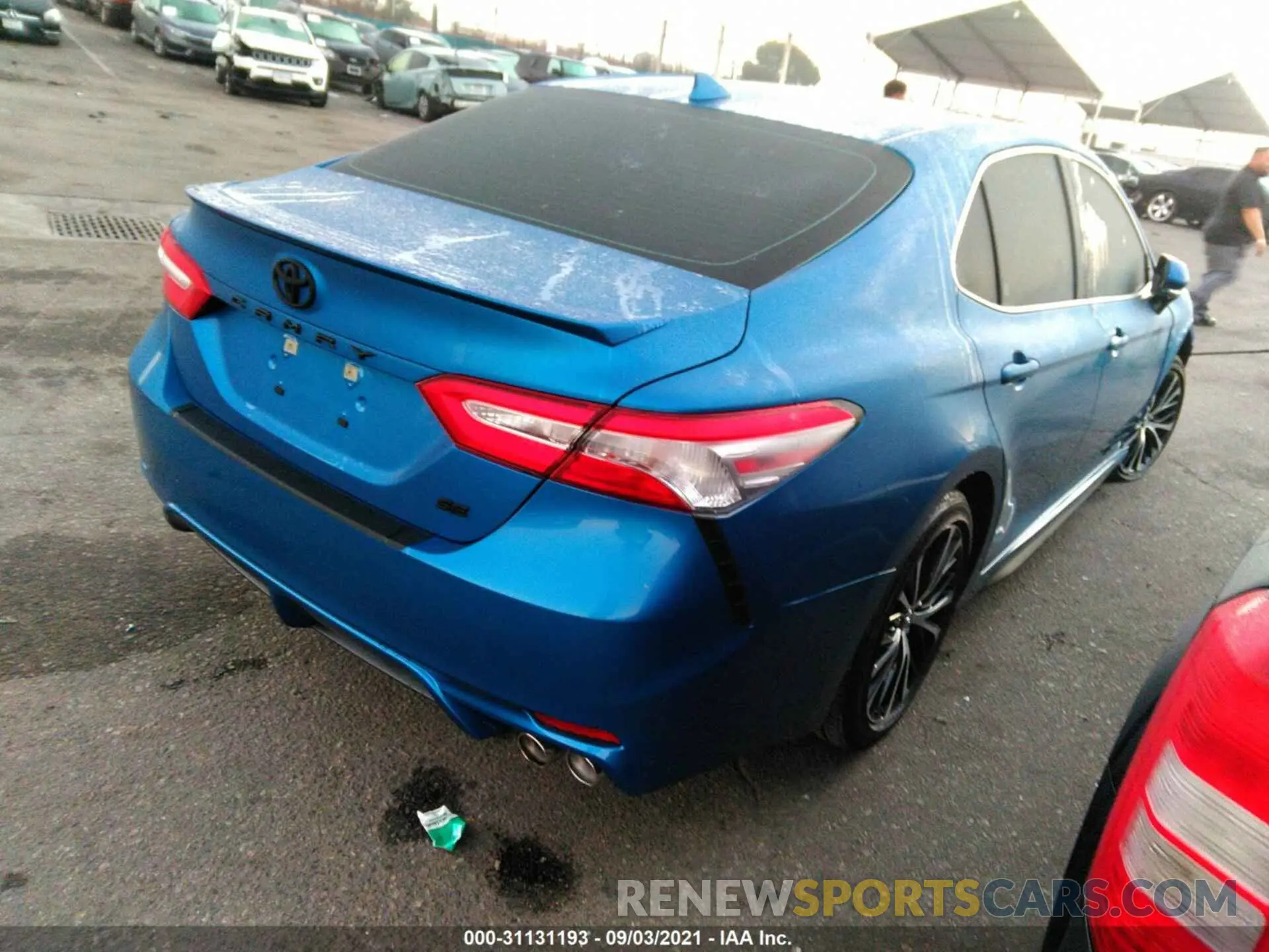 4 fotografías del automóvil dañado 4T1J11AK6LU336428 TOYOTA CAMRY 2020
