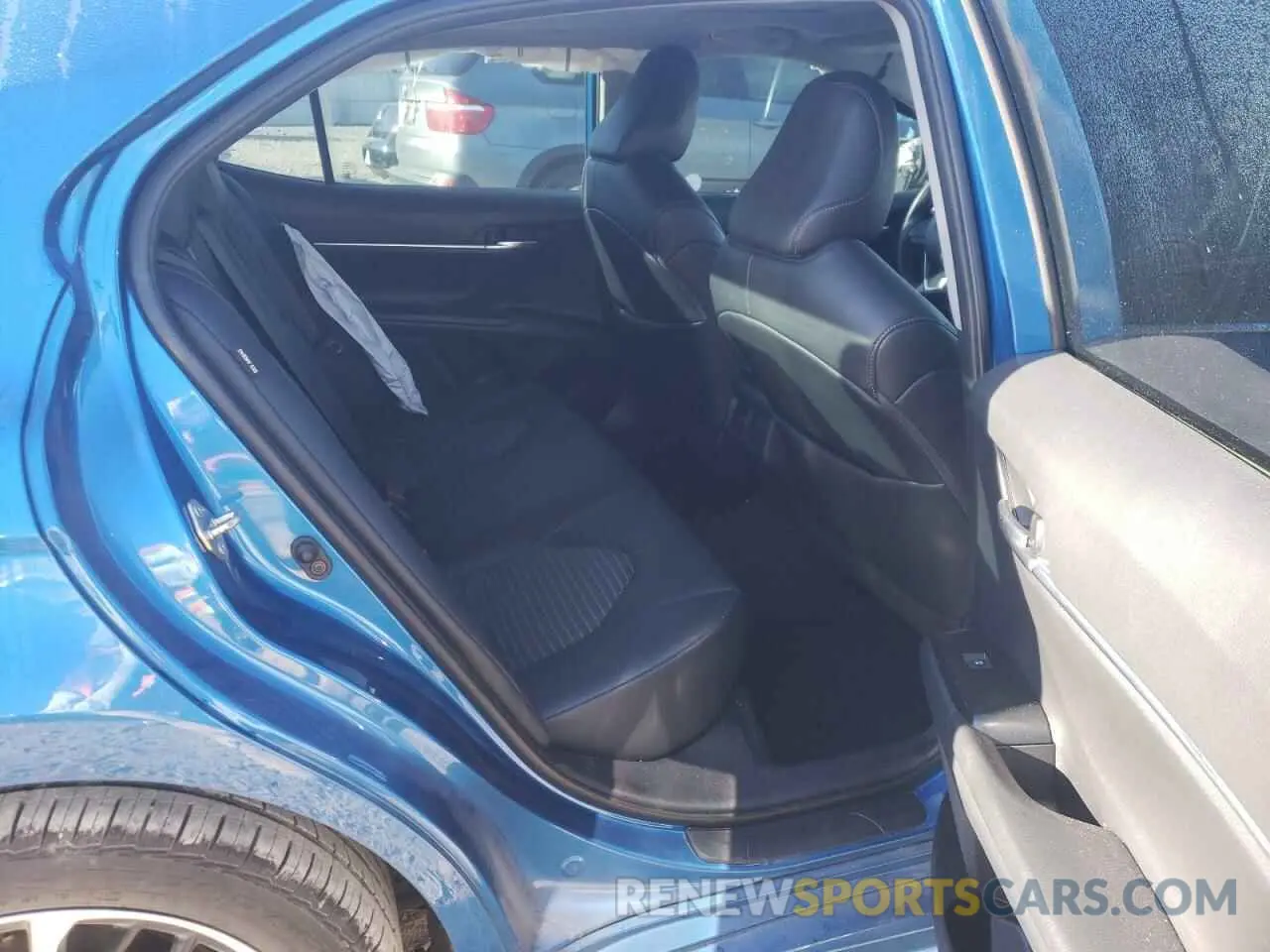 6 fotografías del automóvil dañado 4T1J11AK9LU307571 TOYOTA CAMRY 2020