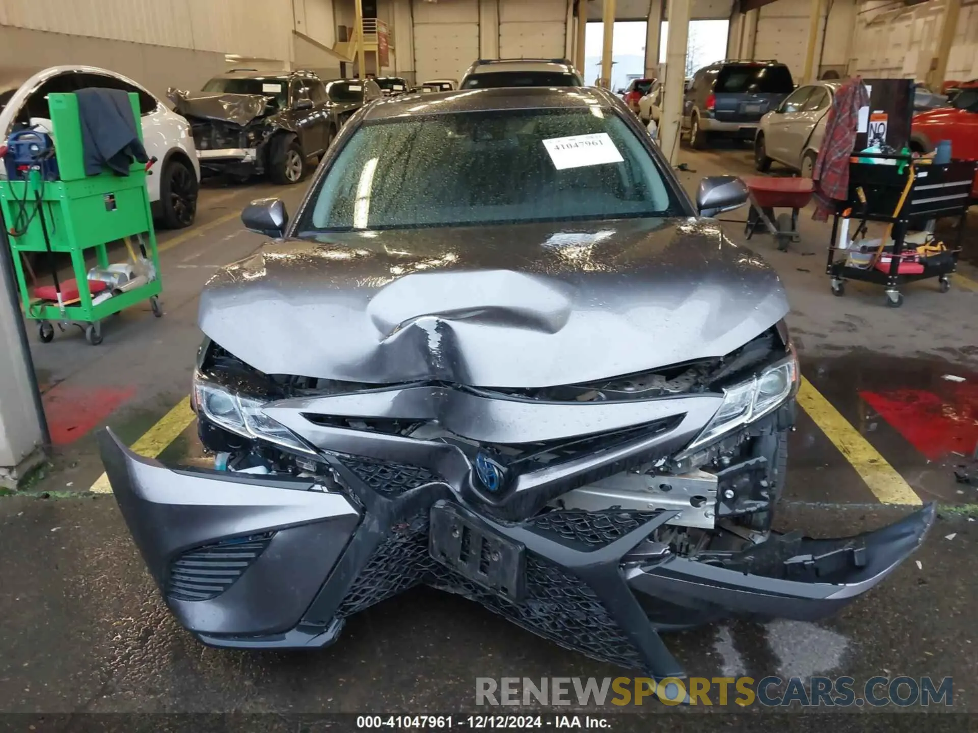 12 fotografías del automóvil dañado 4T1J31AK0LU543181 TOYOTA CAMRY 2020
