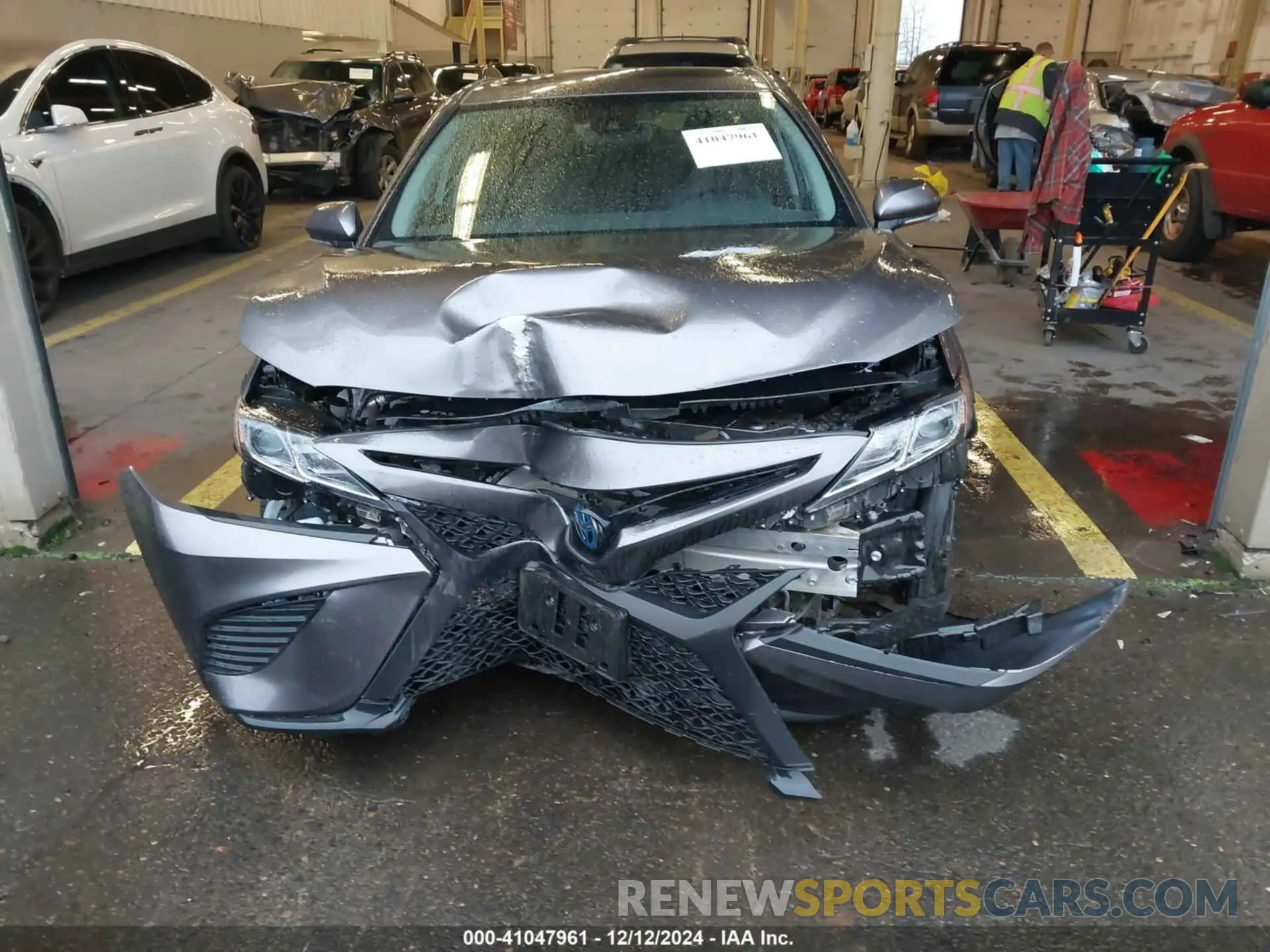 6 fotografías del automóvil dañado 4T1J31AK0LU543181 TOYOTA CAMRY 2020