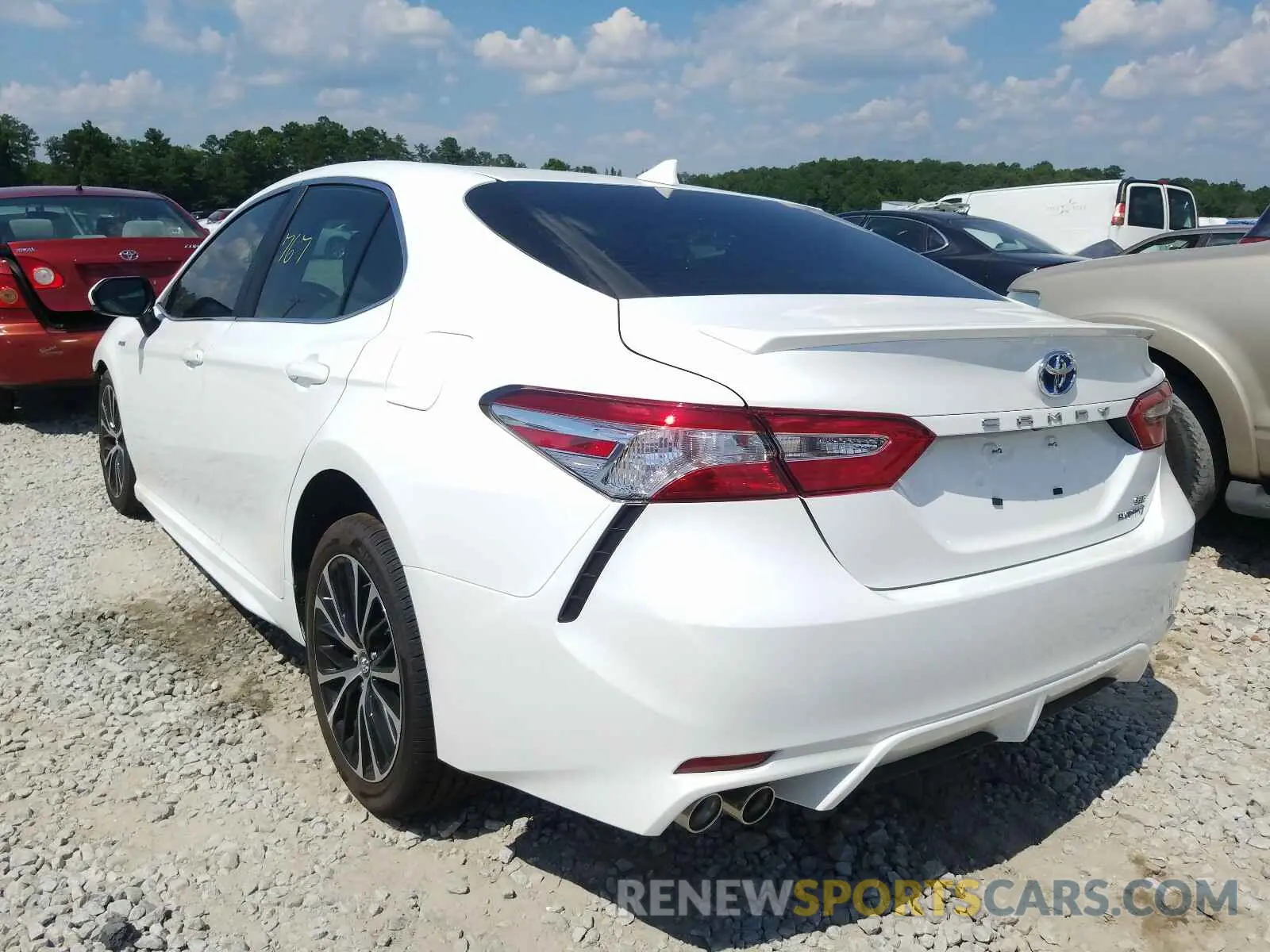 3 fotografías del automóvil dañado 4T1J31AK1LU519052 TOYOTA CAMRY 2020