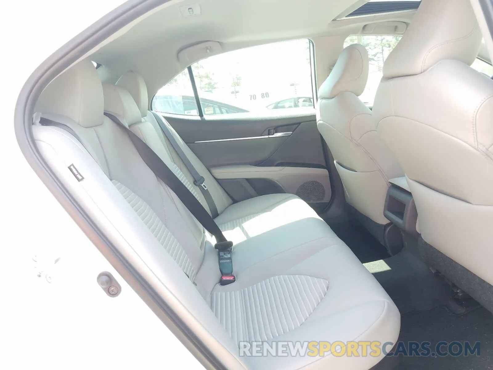 6 fotografías del automóvil dañado 4T1J31AK1LU519052 TOYOTA CAMRY 2020