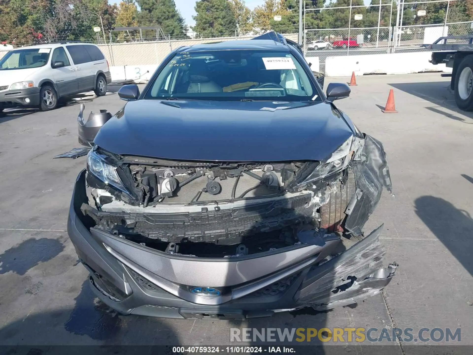 12 fotografías del automóvil dañado 4T1J31AK3LU523085 TOYOTA CAMRY 2020